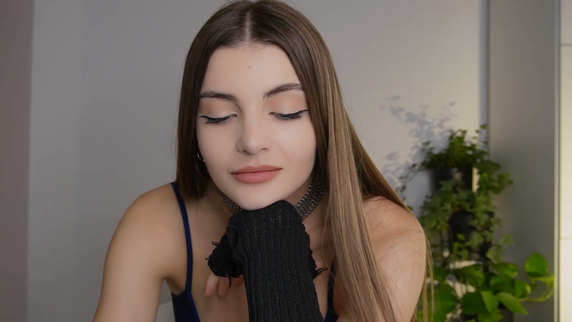 Gallery image thumbnail from HelelGretta's myfreecams stream on, 10/14/2025, 01:52 image 14 of 20