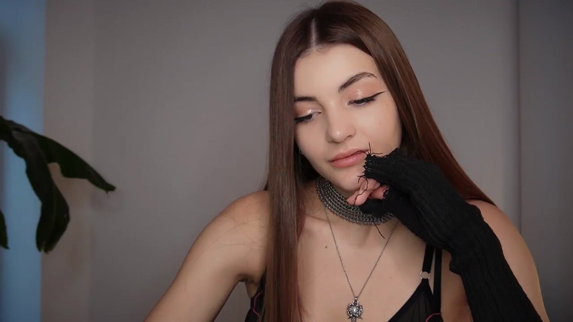 Gallery image thumbnail from HelelGretta's myfreecams stream on, 11/18/2025, 08:53 image 13 of 20