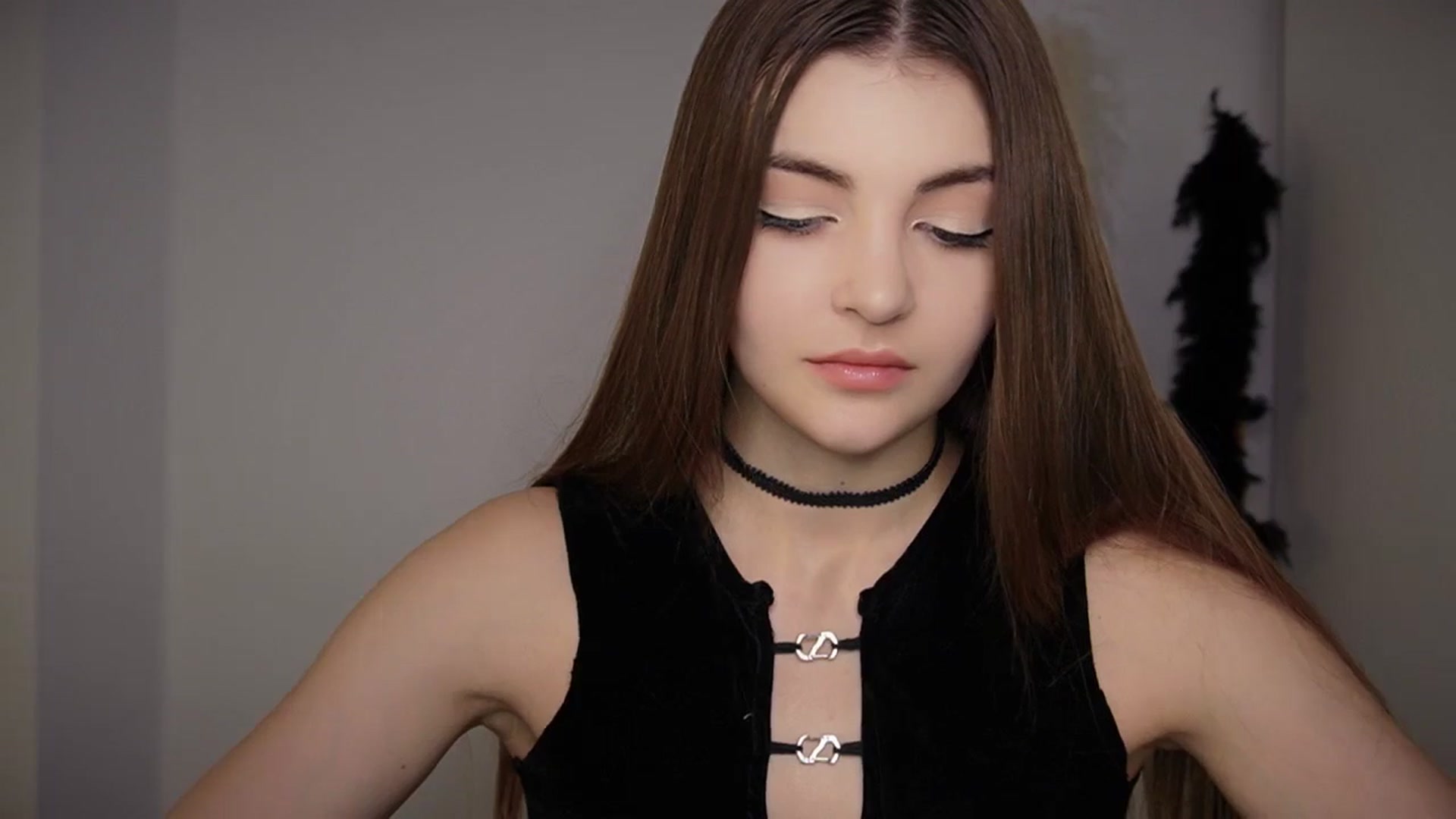 Gallery image thumbnail from HelelGretta's myfreecams stream on, 01/16/2026, 23:16 image 3 of 20