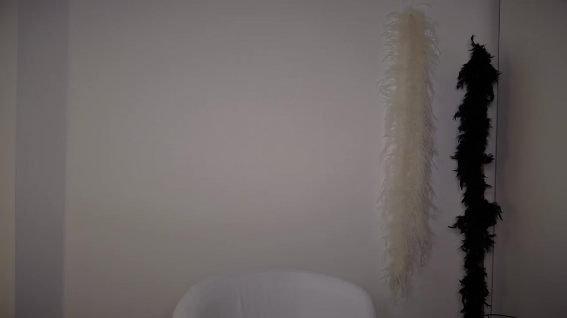 Gallery image thumbnail from HelelGretta's myfreecams stream on, 01/16/2026, 23:45 image 19 of 20