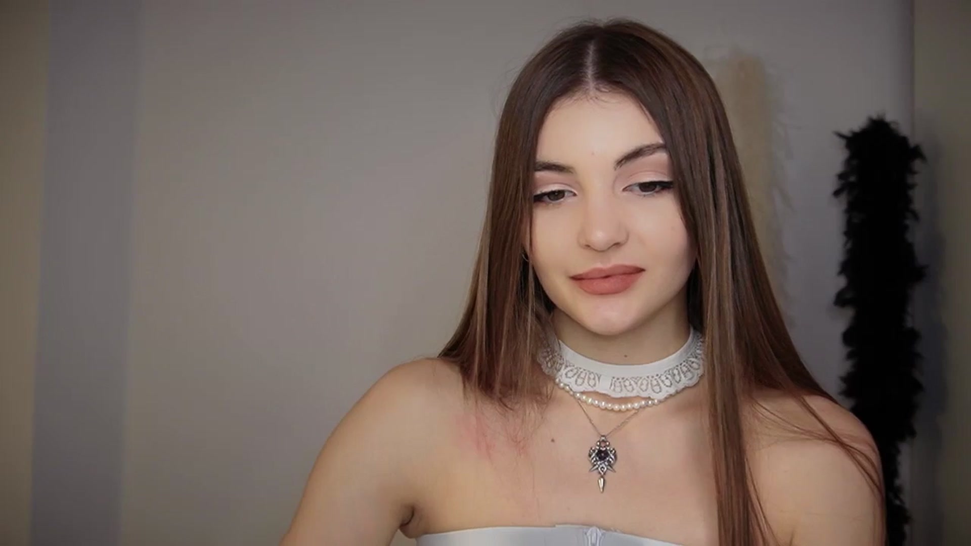 Gallery image thumbnail from HelelGretta's myfreecams stream on, 01/29/2026, 23:47 image 19 of 20