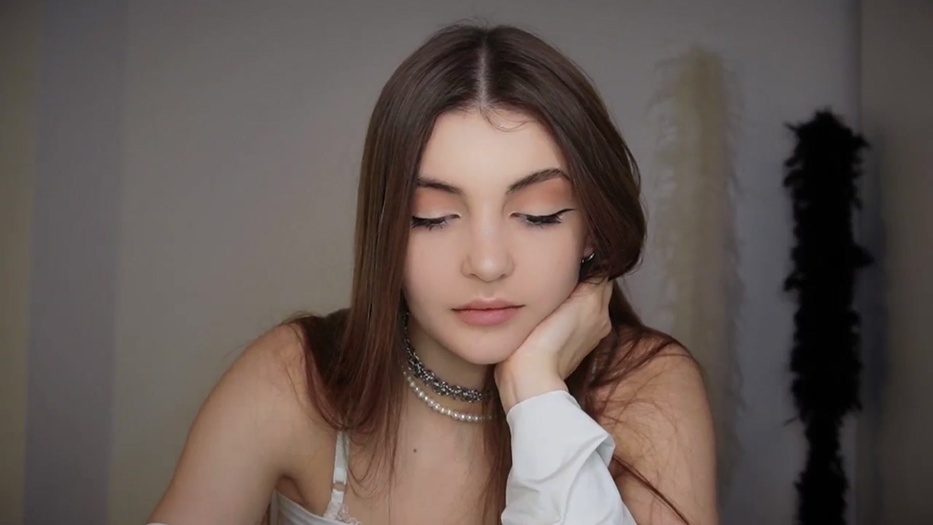 Gallery image thumbnail from HelelGretta's myfreecams stream on, 02/05/2026, 08:36 image 9 of 20