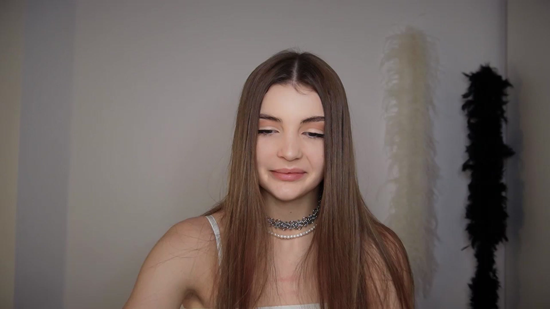 Gallery image thumbnail from HelelGretta's myfreecams stream on, 02/05/2026, 08:36 image 18 of 20