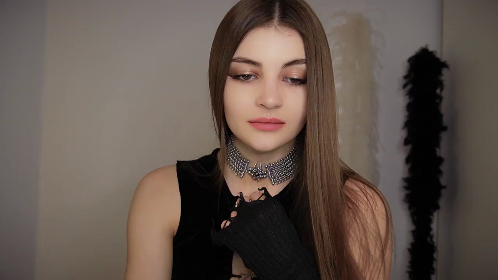 Gallery image thumbnail from HelelGretta's myfreecams stream on, 02/16/2026, 18:24 image 10 of 20