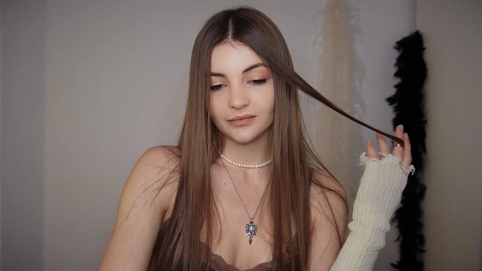 Gallery image thumbnail from HelelGretta's myfreecams stream on, 03/04/2026, 12:31 image 3 of 20