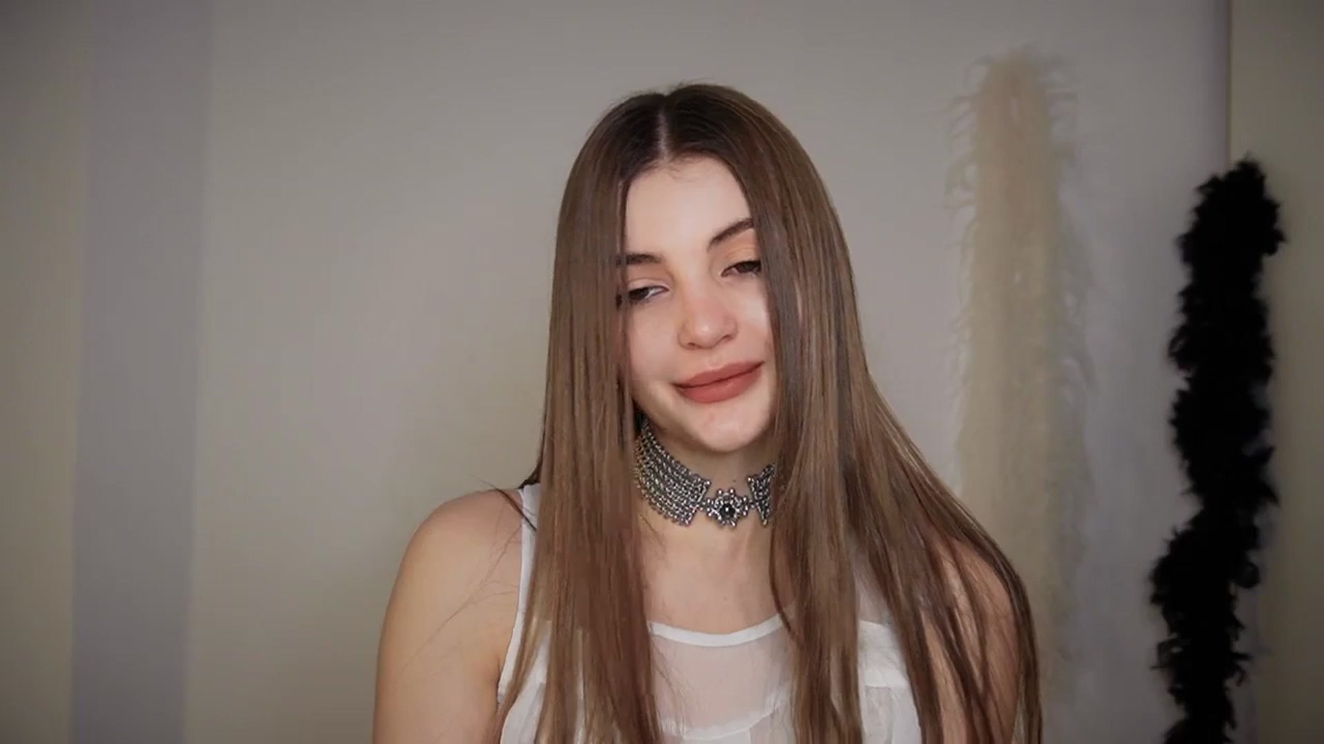 Gallery image thumbnail from HelelGretta's myfreecams stream on, 03/09/2026, 22:59 image 19 of 20