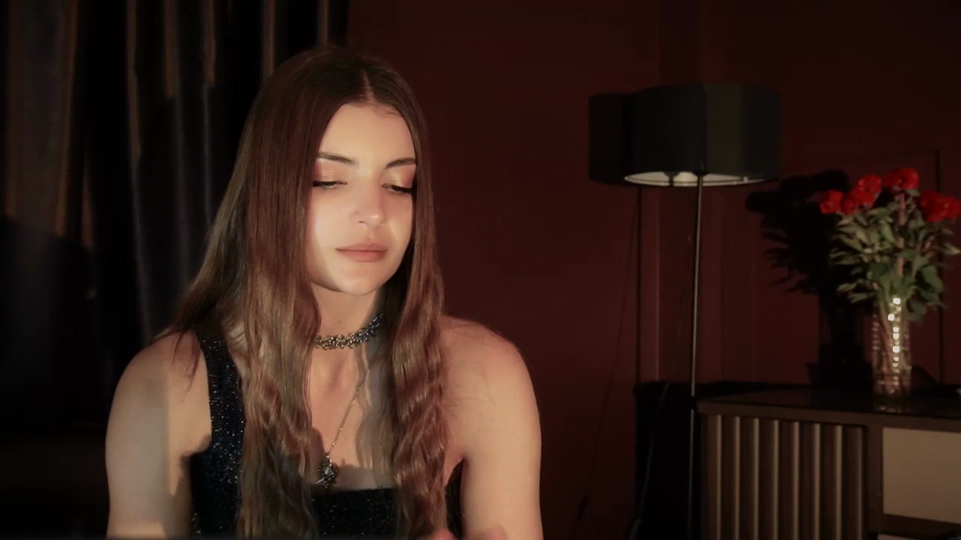 Gallery image thumbnail from HelelGretta's myfreecams stream on, 04/14/2026, 13:23 image 12 of 20