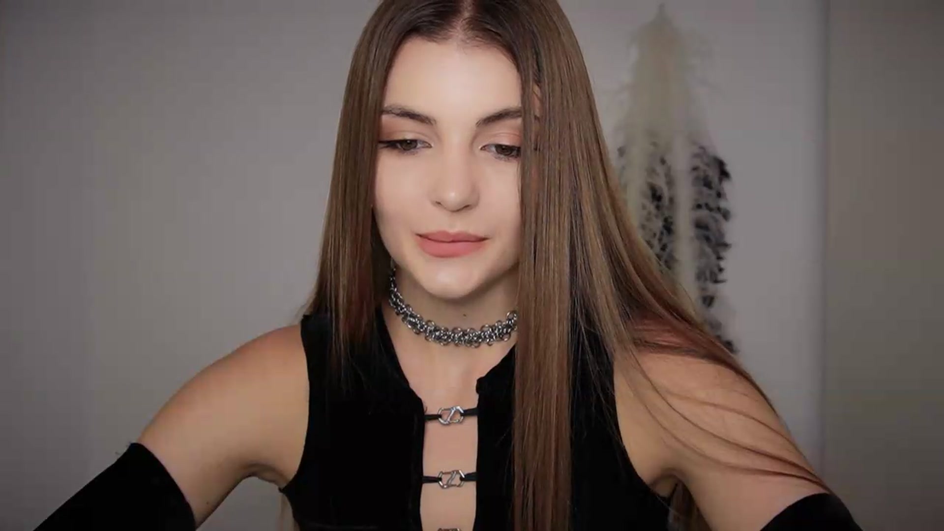 Gallery image thumbnail from HelelGretta's myfreecams stream on, 06/04/2026, 22:05 image 20 of 20