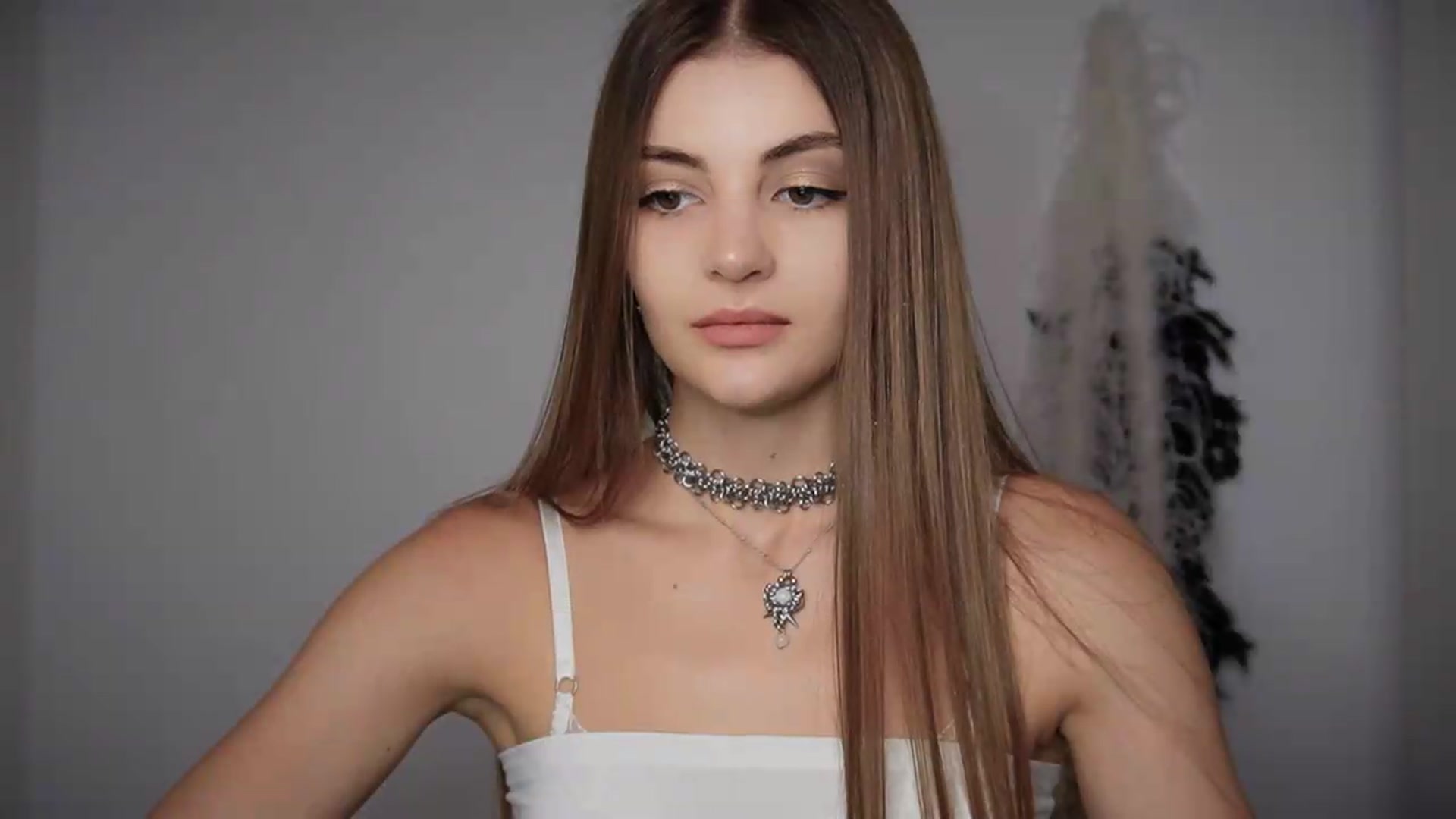 Gallery image thumbnail from HelelGretta's myfreecams stream on, 07/27/2026, 15:25 image 12 of 20