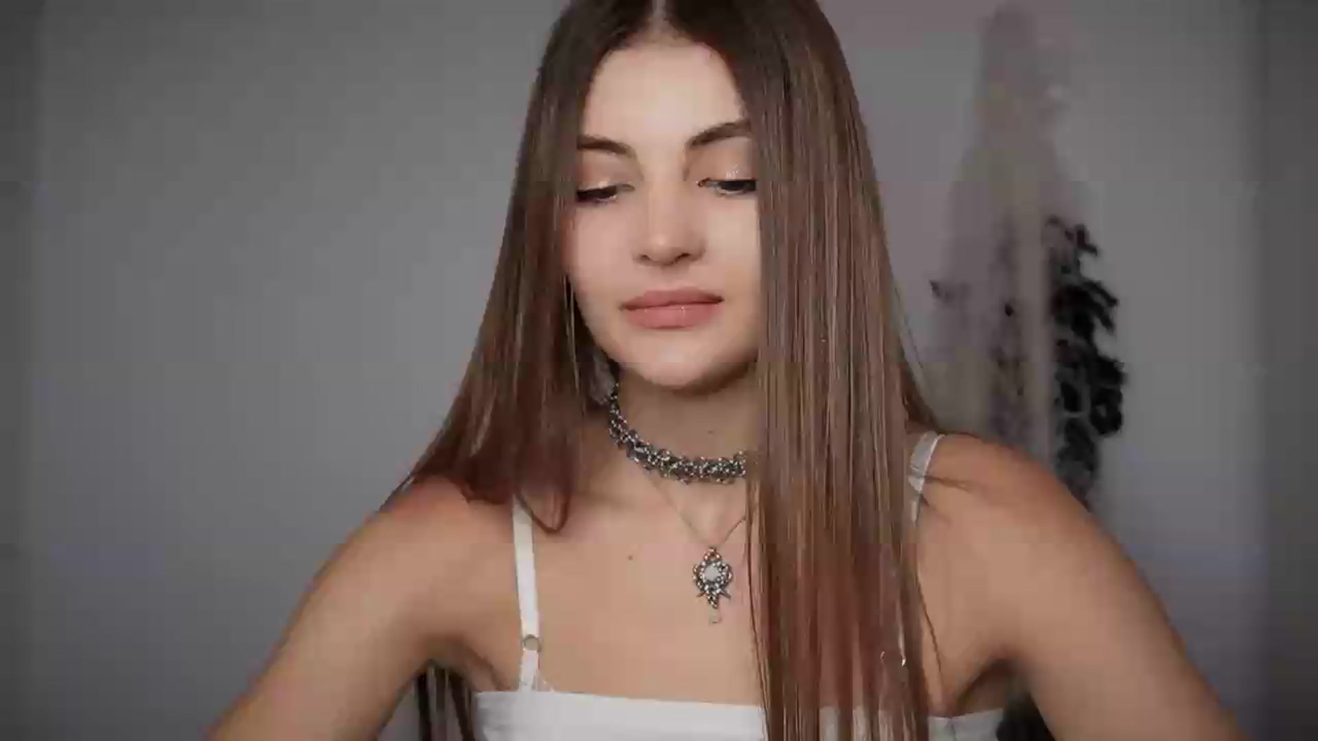 Gallery image thumbnail from HelelGretta's myfreecams stream on, 07/27/2026, 15:25 image 14 of 20