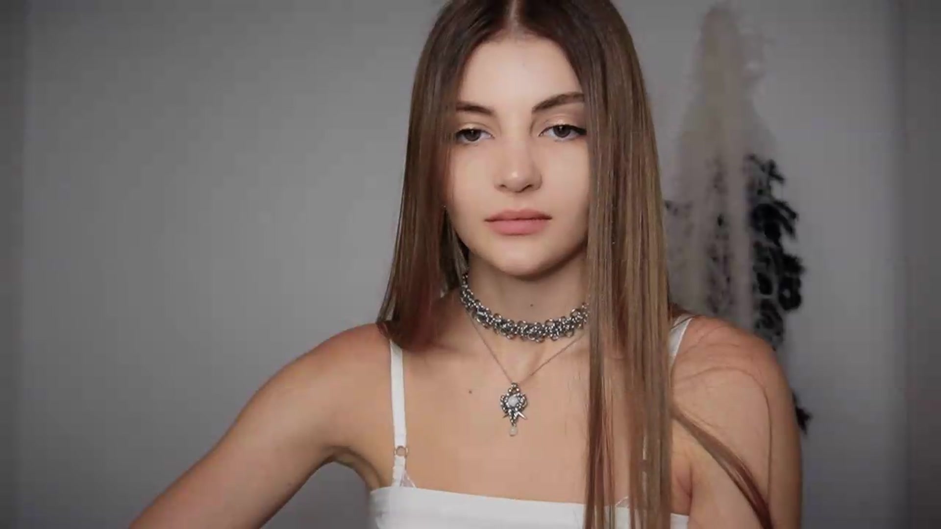 Gallery image thumbnail from HelelGretta's myfreecams stream on, 07/27/2026, 15:25 image 17 of 20