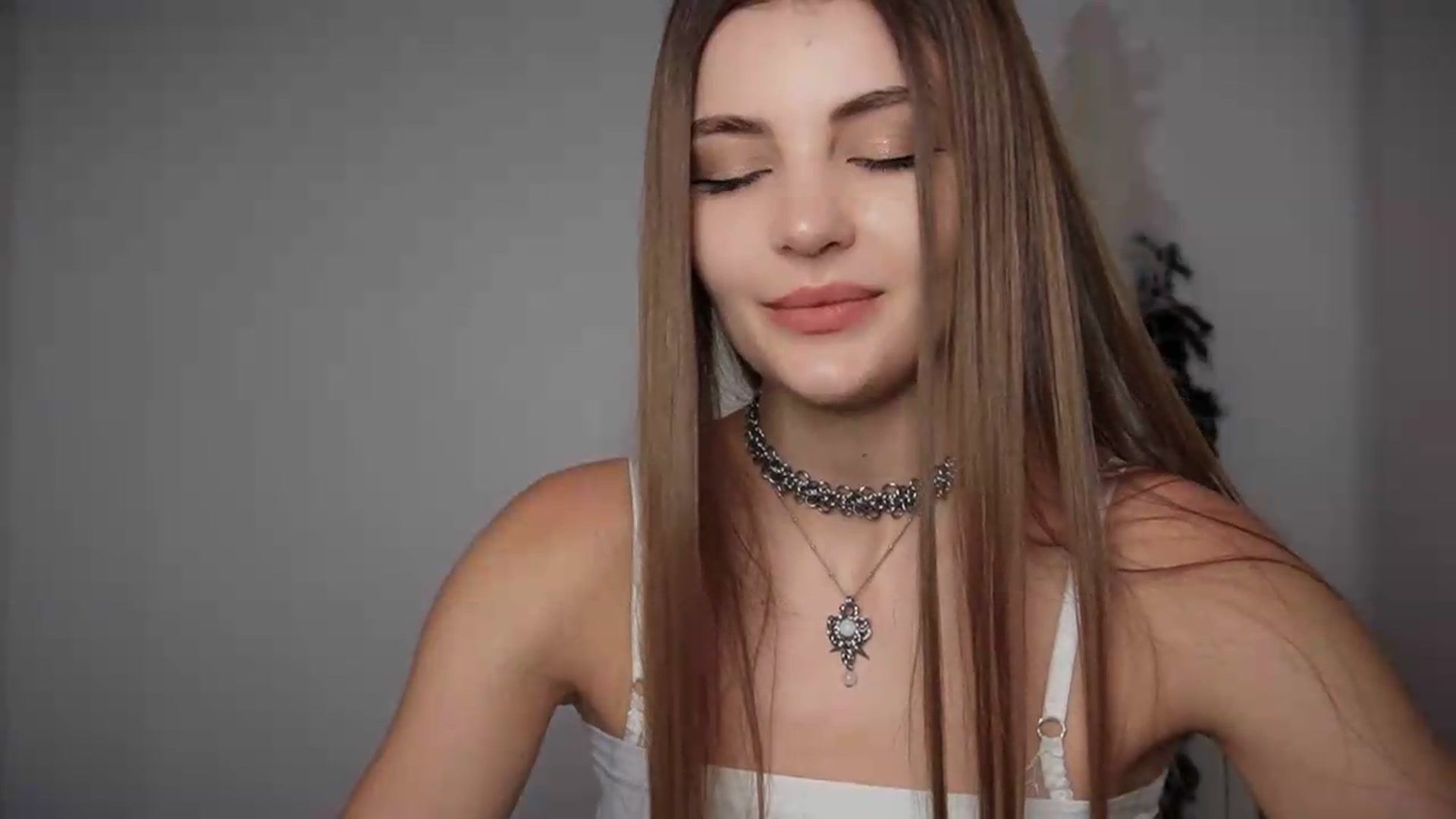 Gallery image thumbnail from HelelGretta's myfreecams stream on, 07/27/2026, 20:55 image 3 of 20