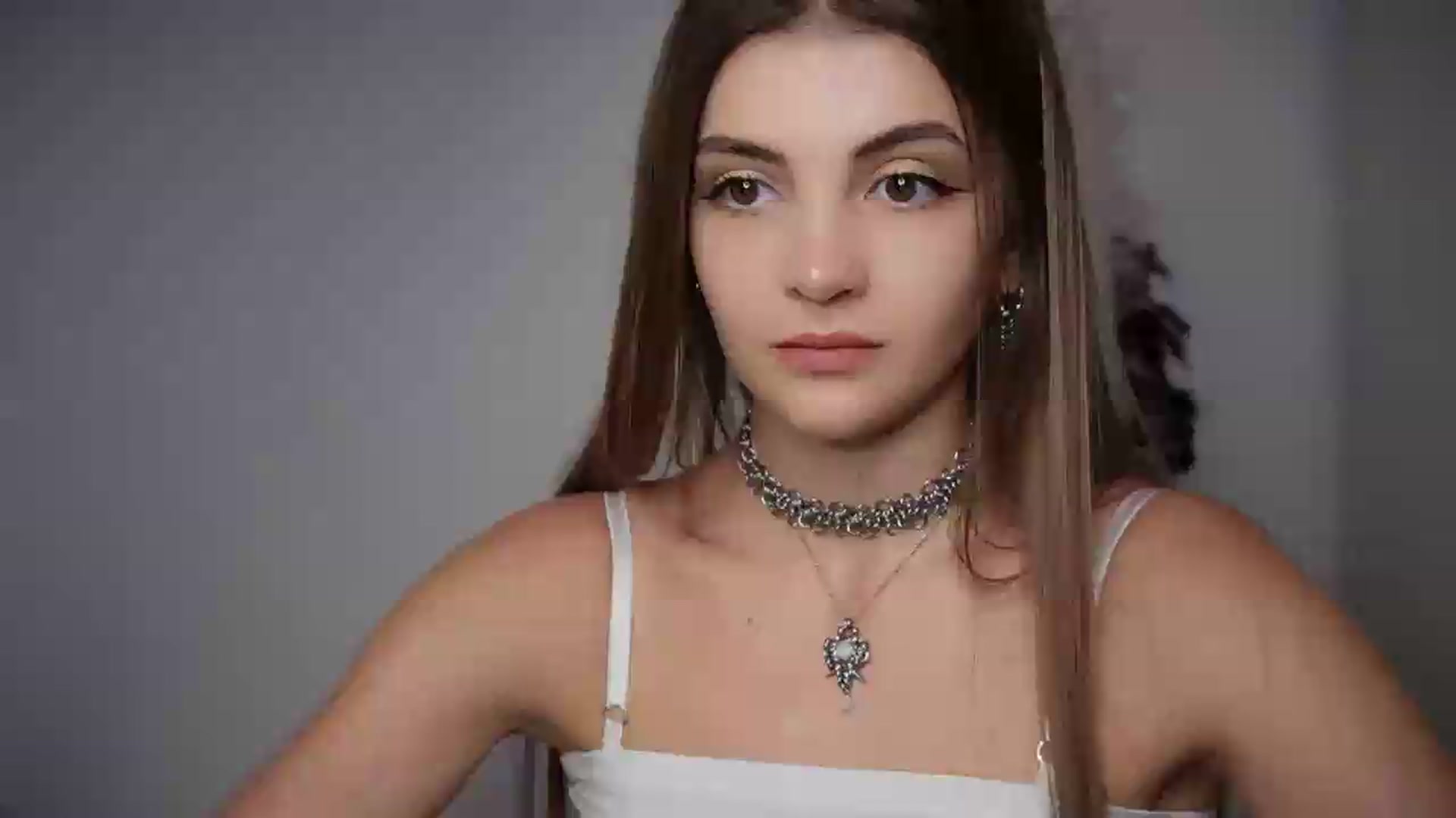 Gallery image thumbnail from HelelGretta's myfreecams stream on, 07/27/2026, 22:12 image 11 of 20