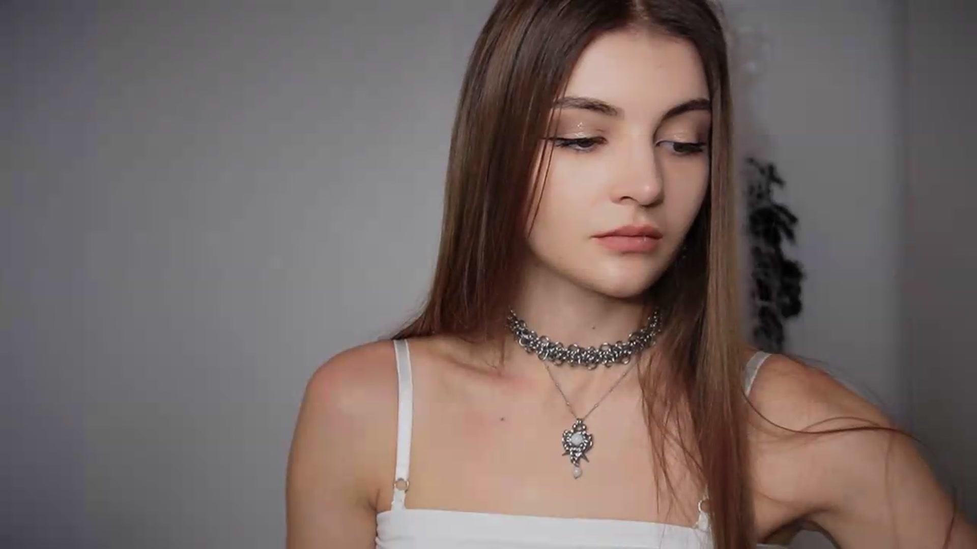 Gallery image thumbnail from HelelGretta's myfreecams stream on, 07/27/2026, 22:12 image 19 of 20