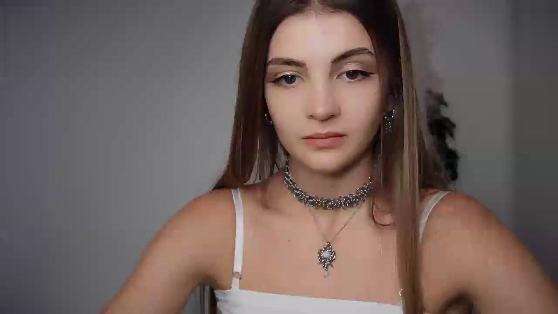 Gallery image thumbnail from HelelGretta's myfreecams stream on, 07/27/2026, 22:12 image 10 of 20