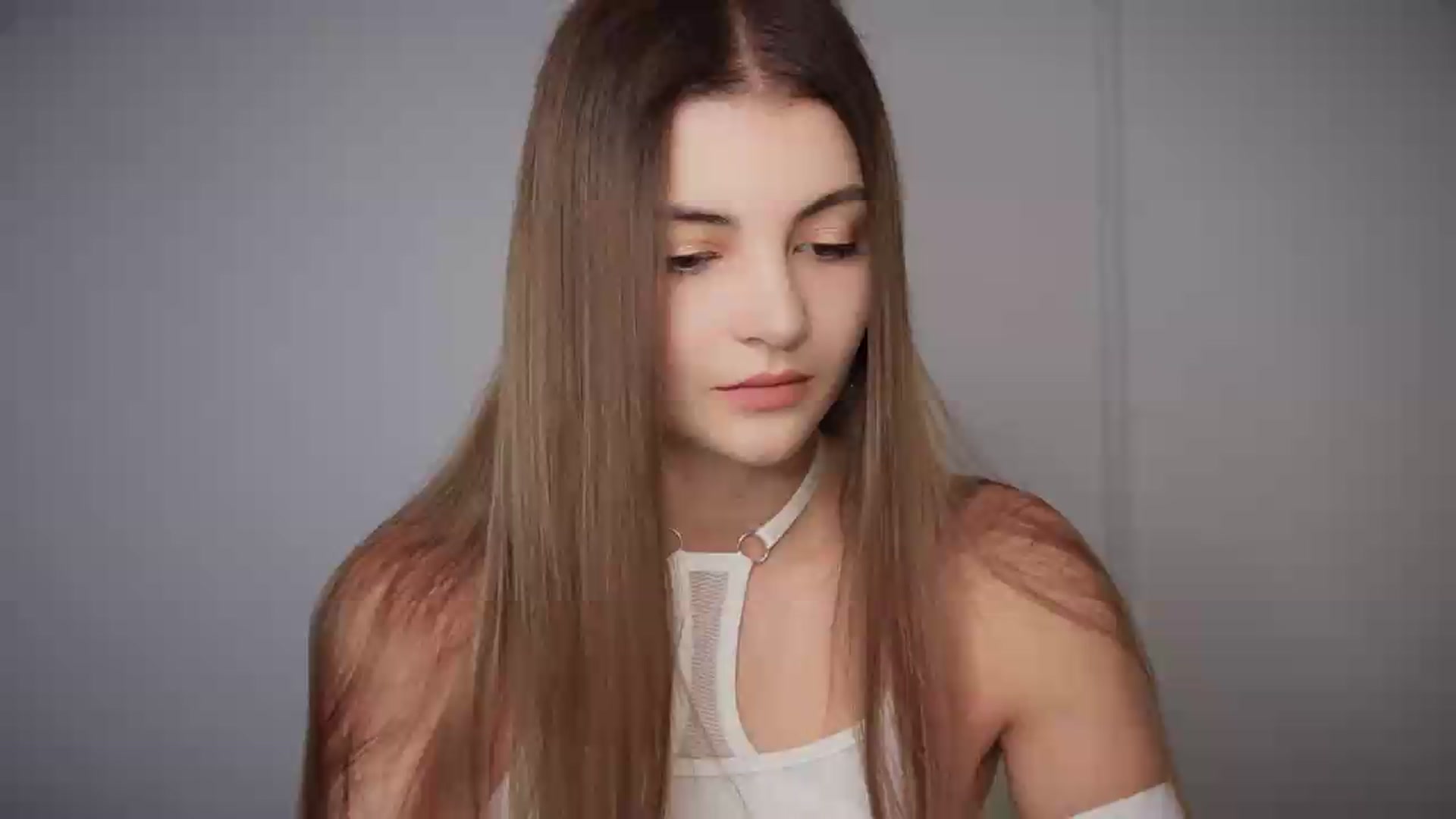 Gallery image thumbnail from HelelGretta's myfreecams stream on, 08/04/2026, 13:11 image 9 of 20