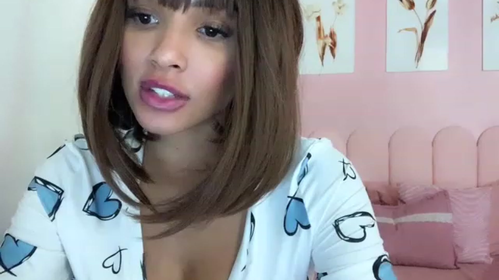 Gallery image thumbnail from Helen9g38's myfreecams stream on, 08/26/2023, 15:20 image 20 of 20