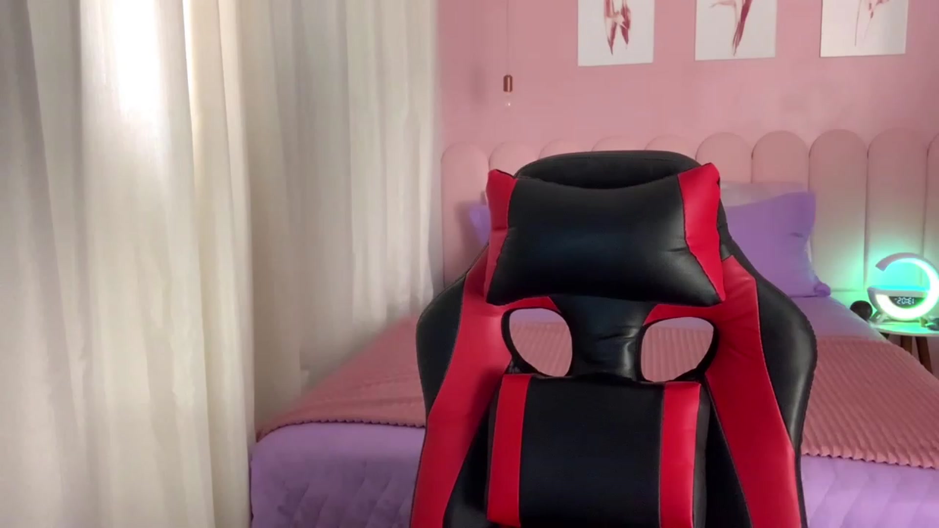 Gallery image thumbnail from Helen9g38's myfreecams stream on, 12/30/2023, 16:27 image 10 of 20