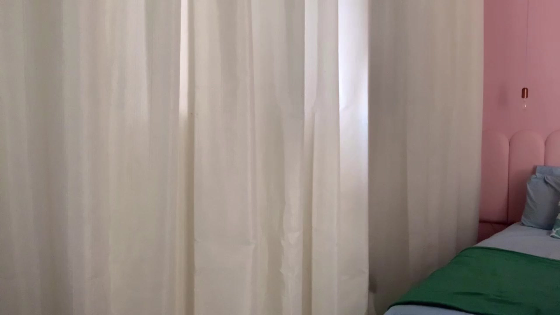 Gallery image thumbnail from Helen9g38's myfreecams stream on, 01/06/2024, 19:36 image 1 of 20