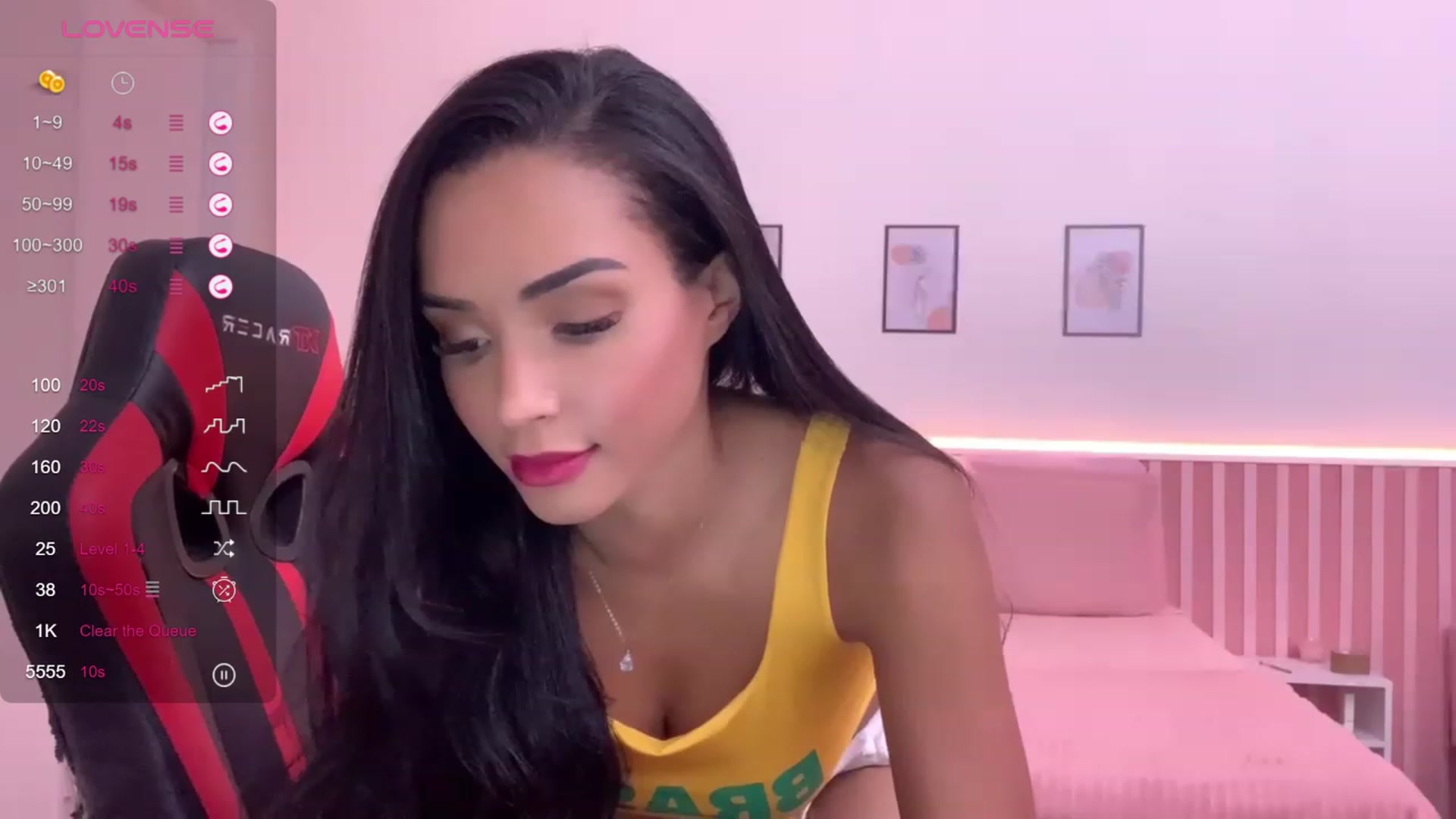 Gallery image thumbnail from Helen9g38's myfreecams stream on, 01/29/2024, 19:06 image 13 of 20
