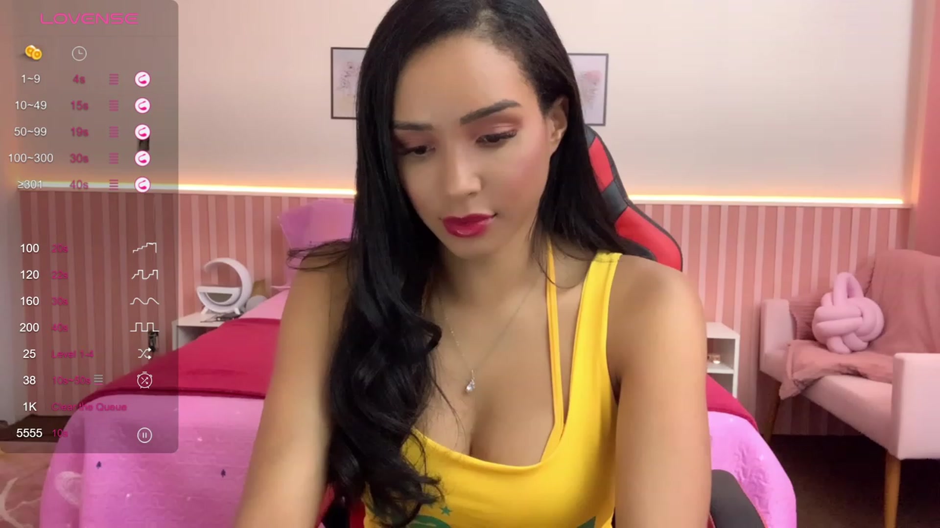 Gallery image thumbnail from Helen9g38's myfreecams stream on, 02/08/2024, 12:36 image 18 of 20