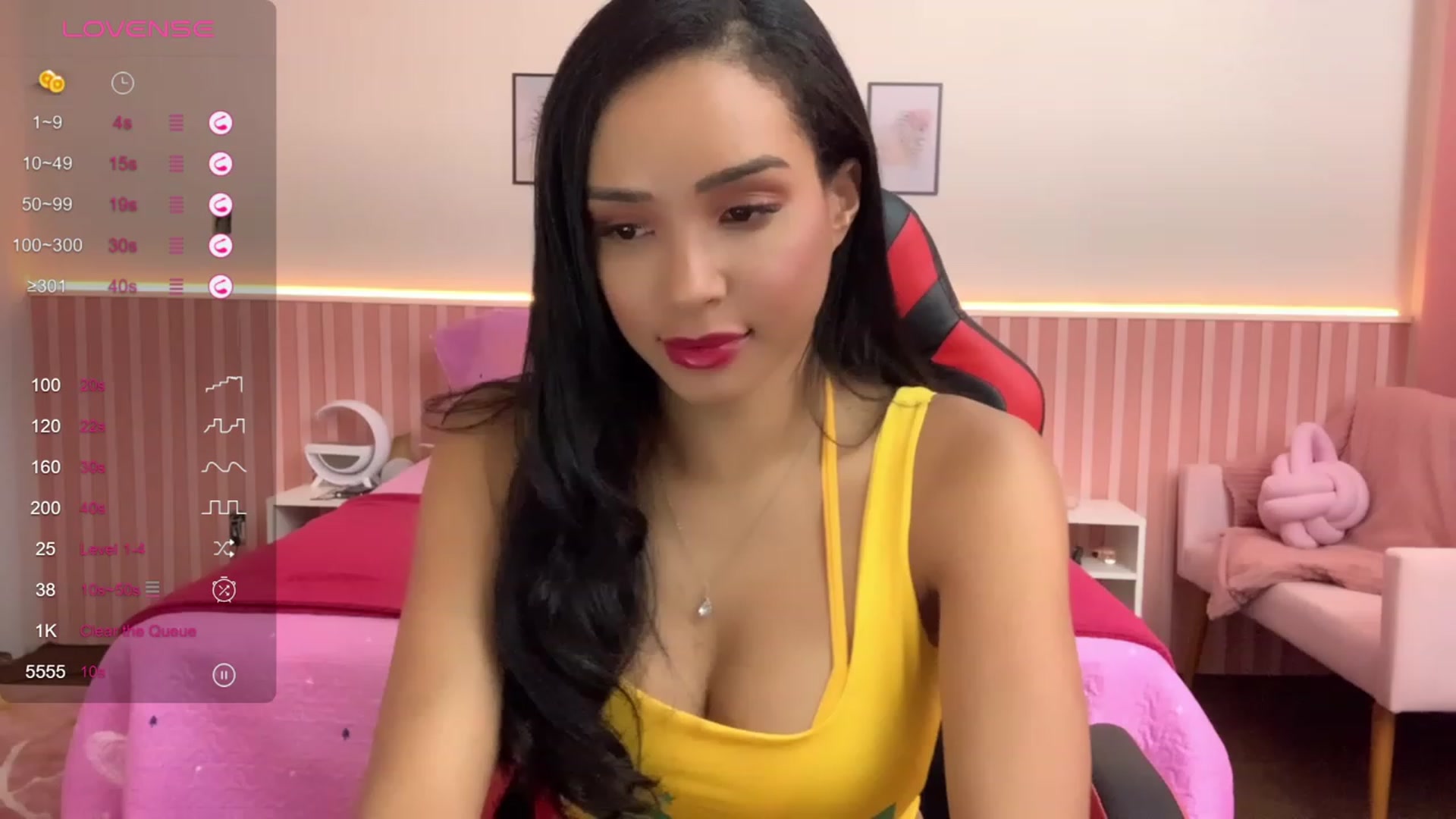 Gallery image thumbnail from Helen9g38's myfreecams stream on, 02/08/2024, 12:36 image 17 of 20