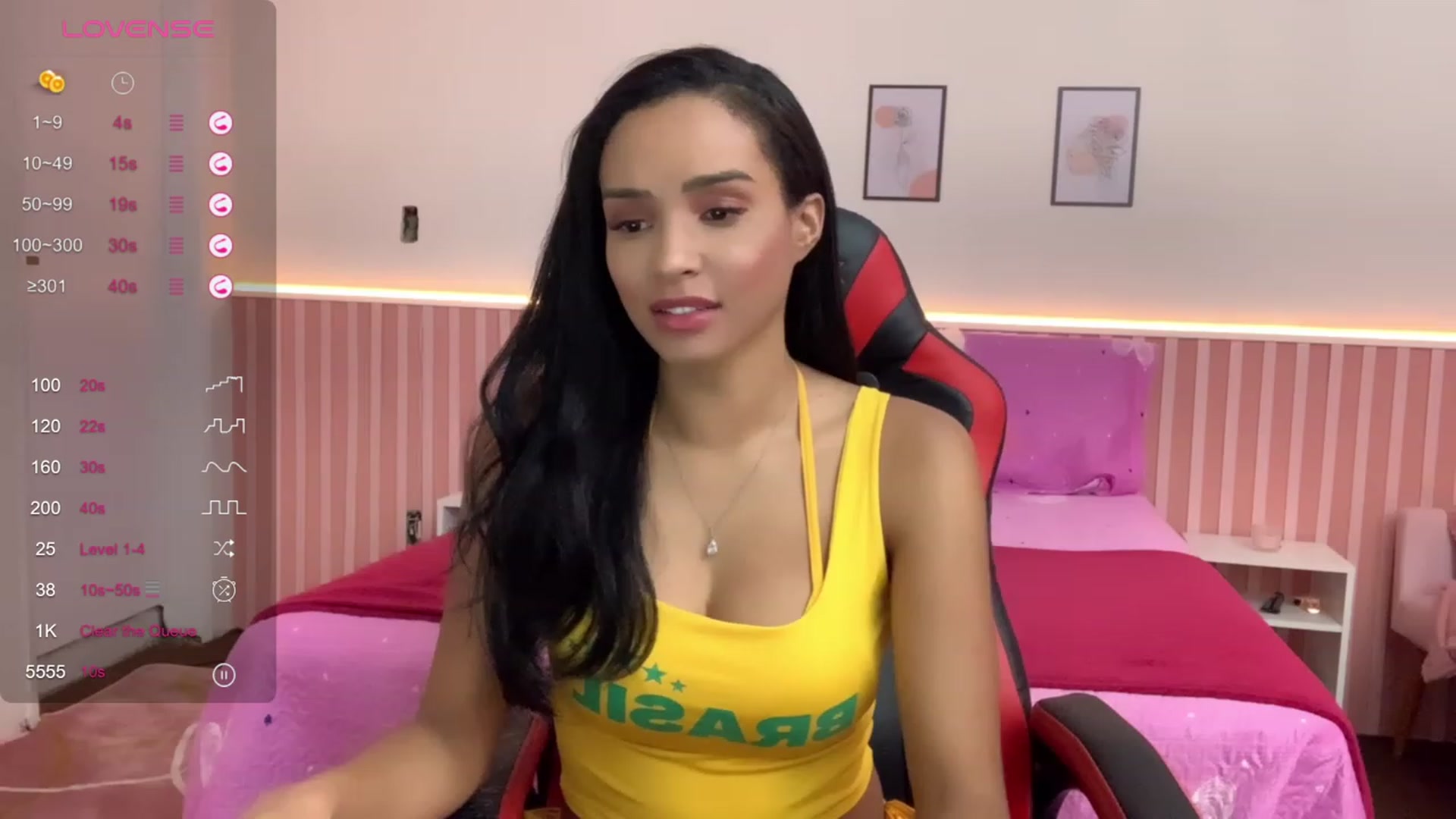 Gallery image thumbnail from Helen9g38's myfreecams stream on, 02/08/2024, 15:09 image 15 of 20