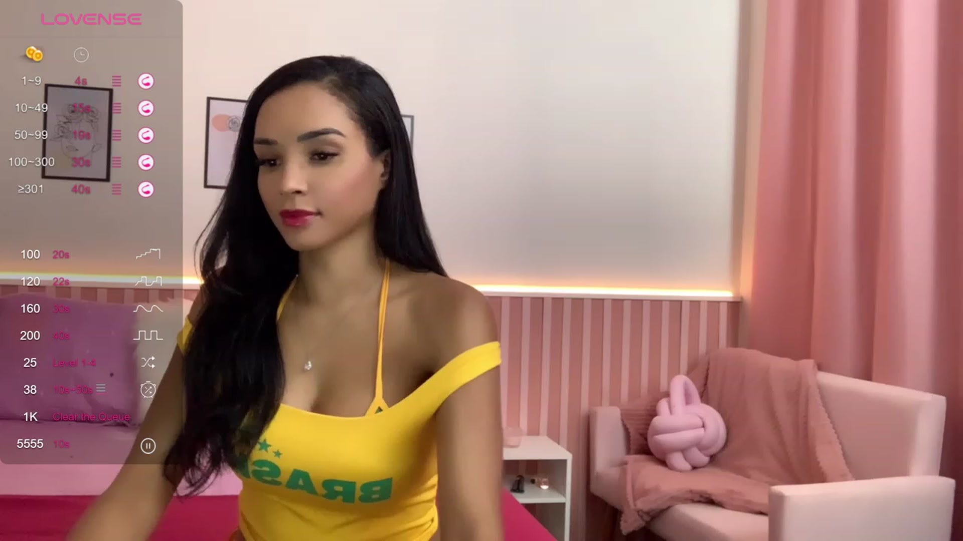 Gallery image thumbnail from Helen9g38's myfreecams stream on, 02/08/2024, 19:21 image 11 of 20