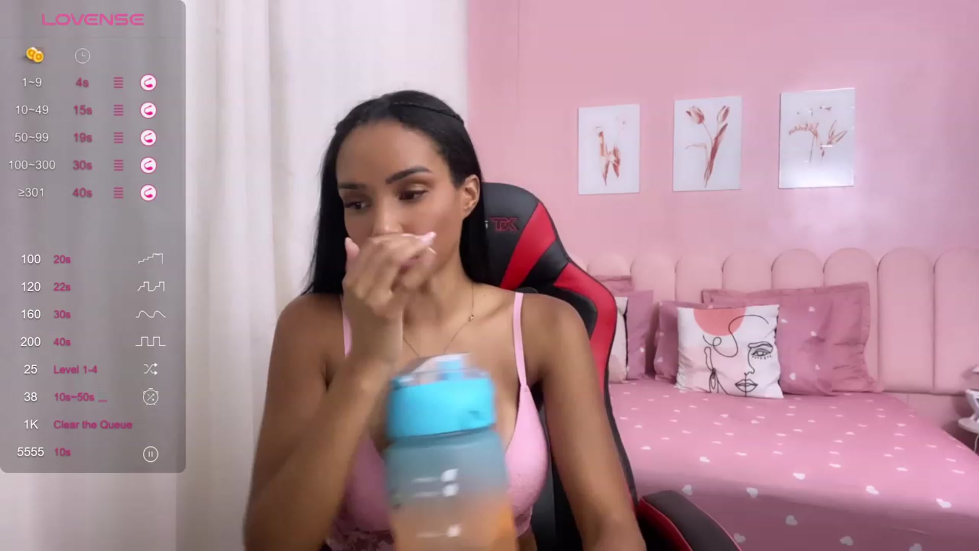Gallery image thumbnail from Helen9g38's myfreecams stream on, 02/27/2024, 21:24 image 15 of 20