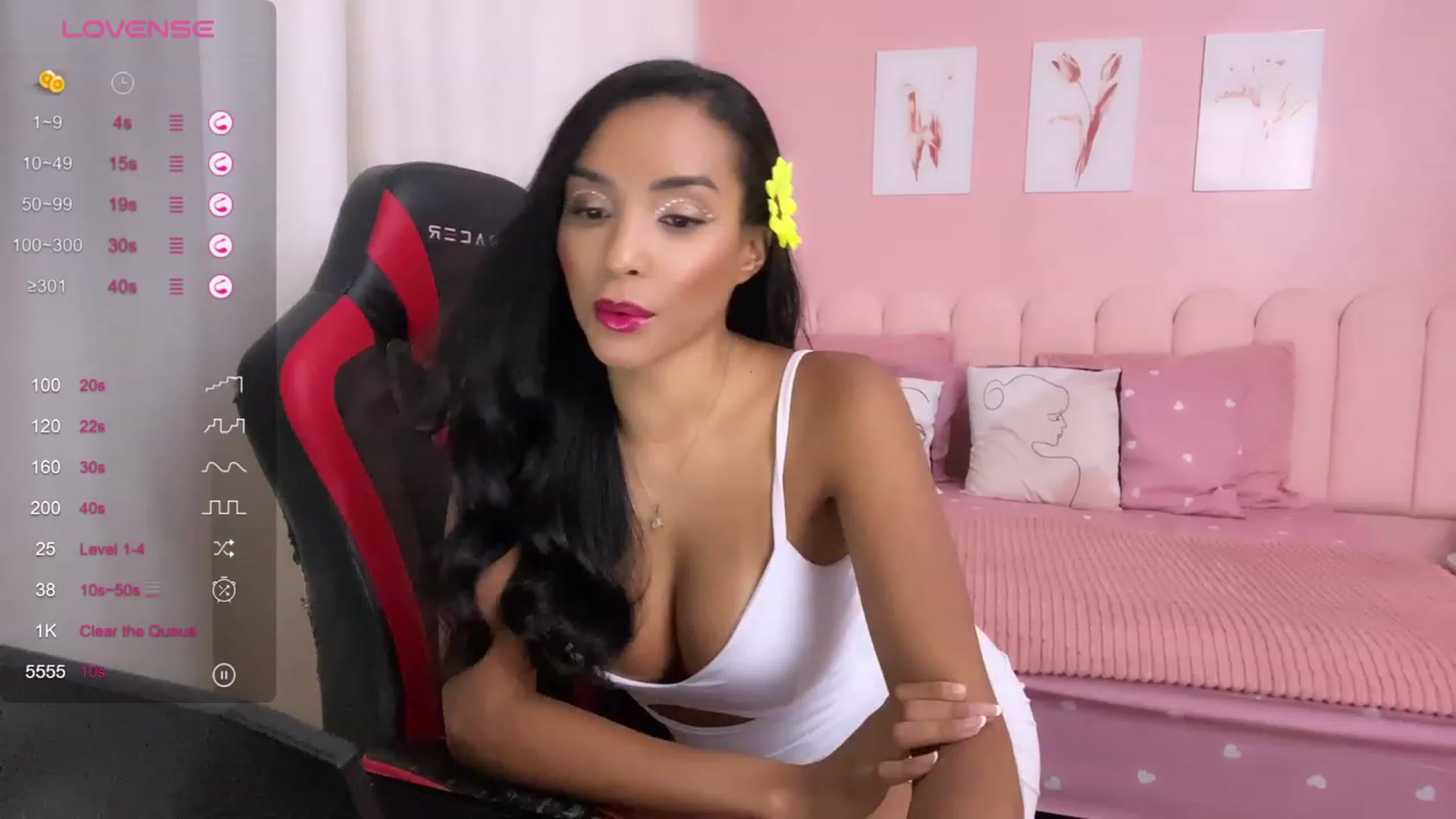Gallery image thumbnail from Helen9g38's myfreecams stream on, 03/04/2024, 19:03 image 17 of 20