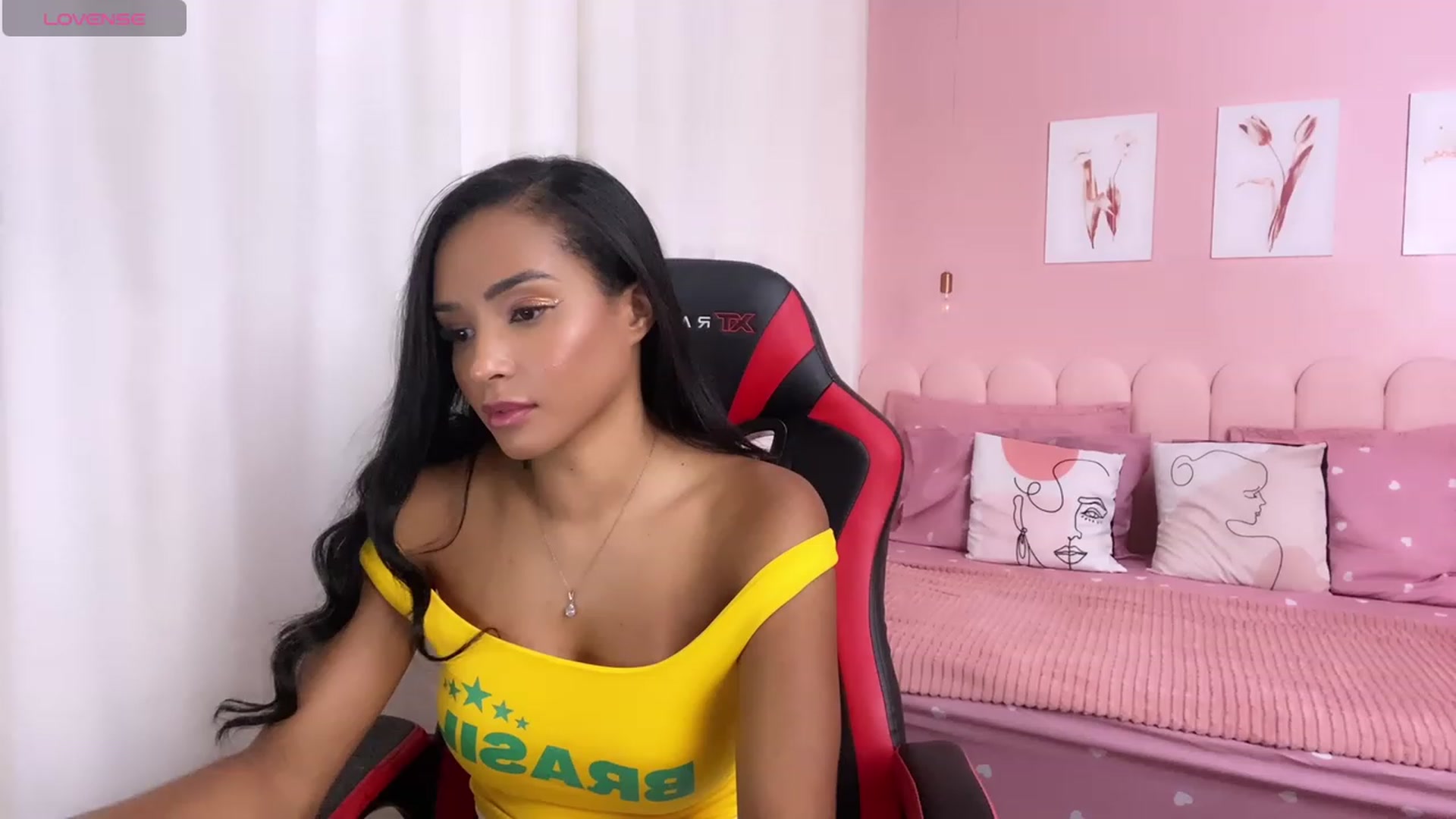 Gallery image thumbnail from Helen9g38's myfreecams stream on, 03/05/2024, 16:42 image 19 of 20
