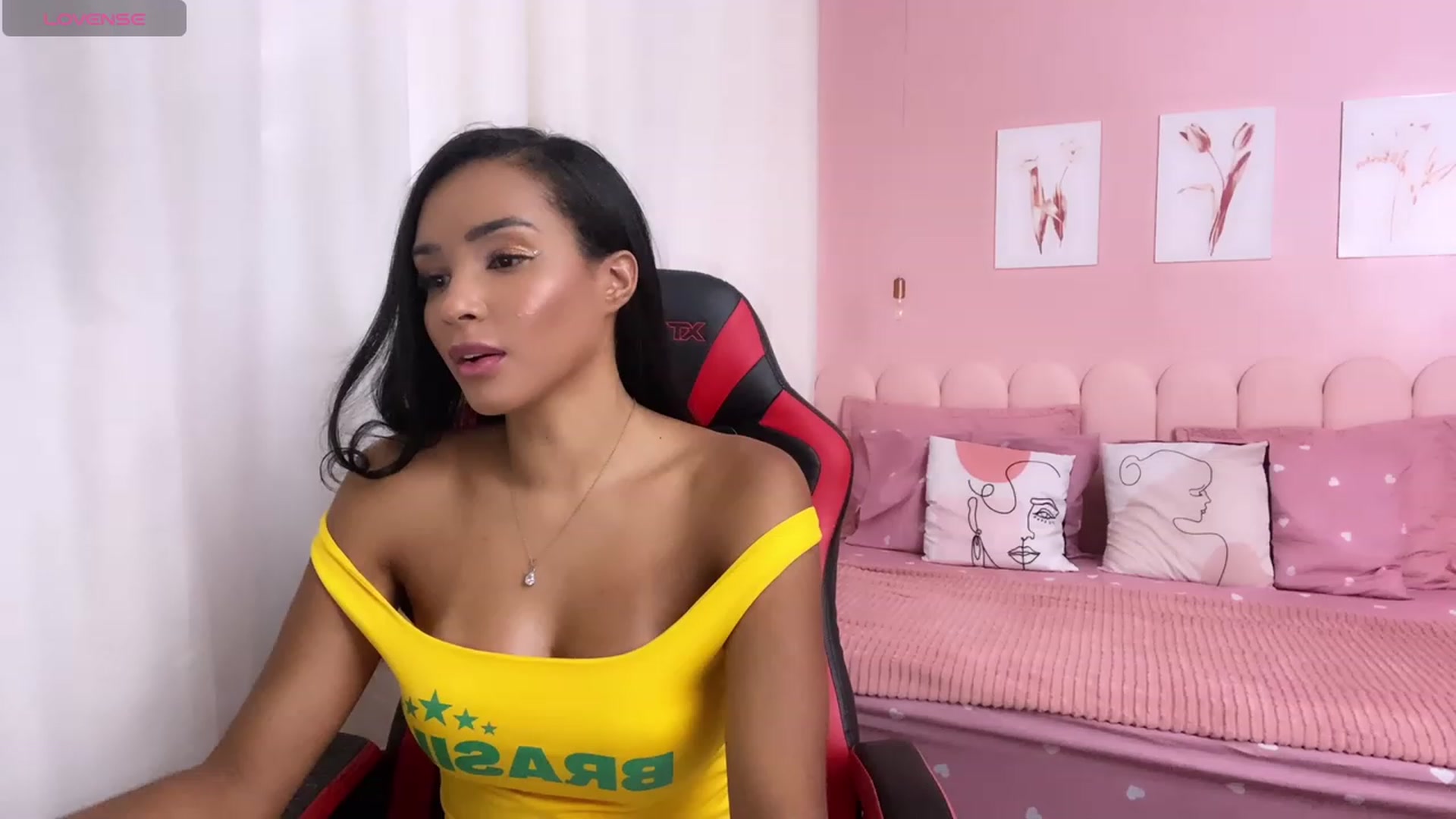 Gallery image thumbnail from Helen9g38's myfreecams stream on, 03/05/2024, 16:42 image 1 of 20