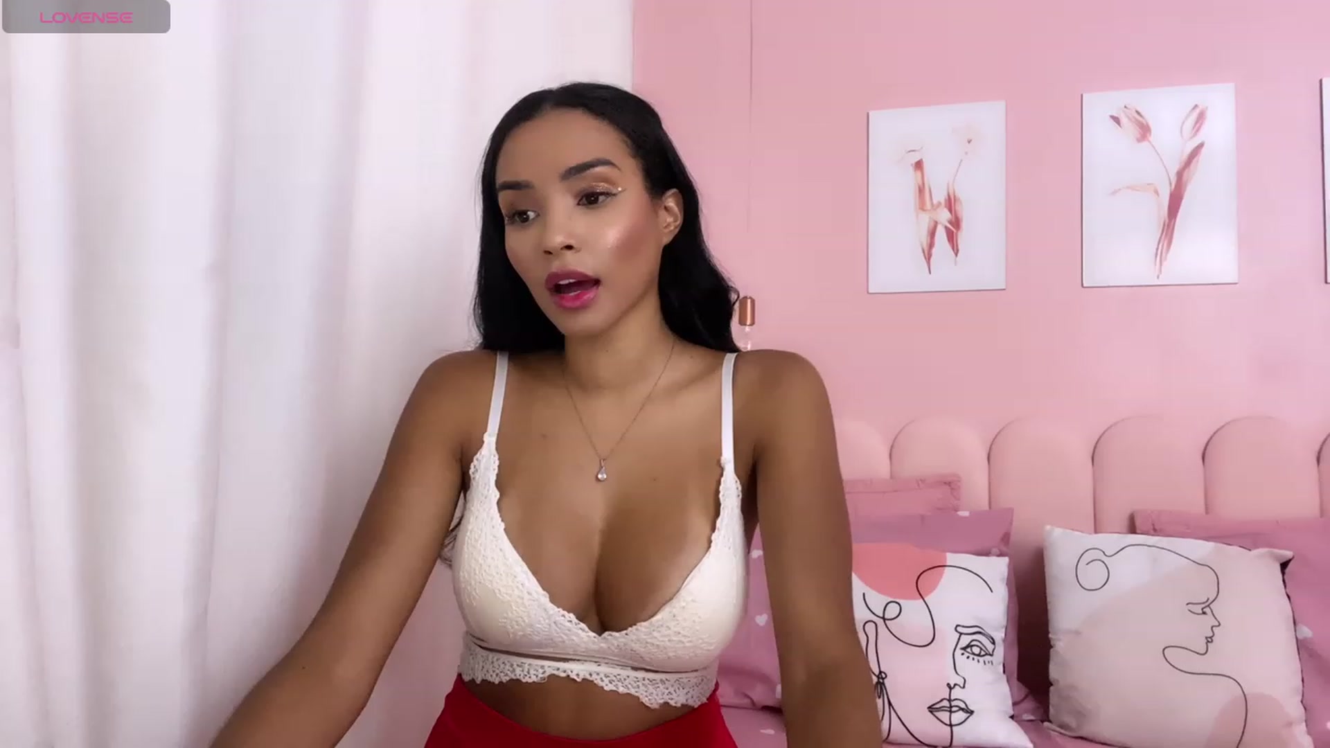 Gallery image thumbnail from Helen9g38's myfreecams stream on, 03/06/2024, 15:07 image 2 of 20