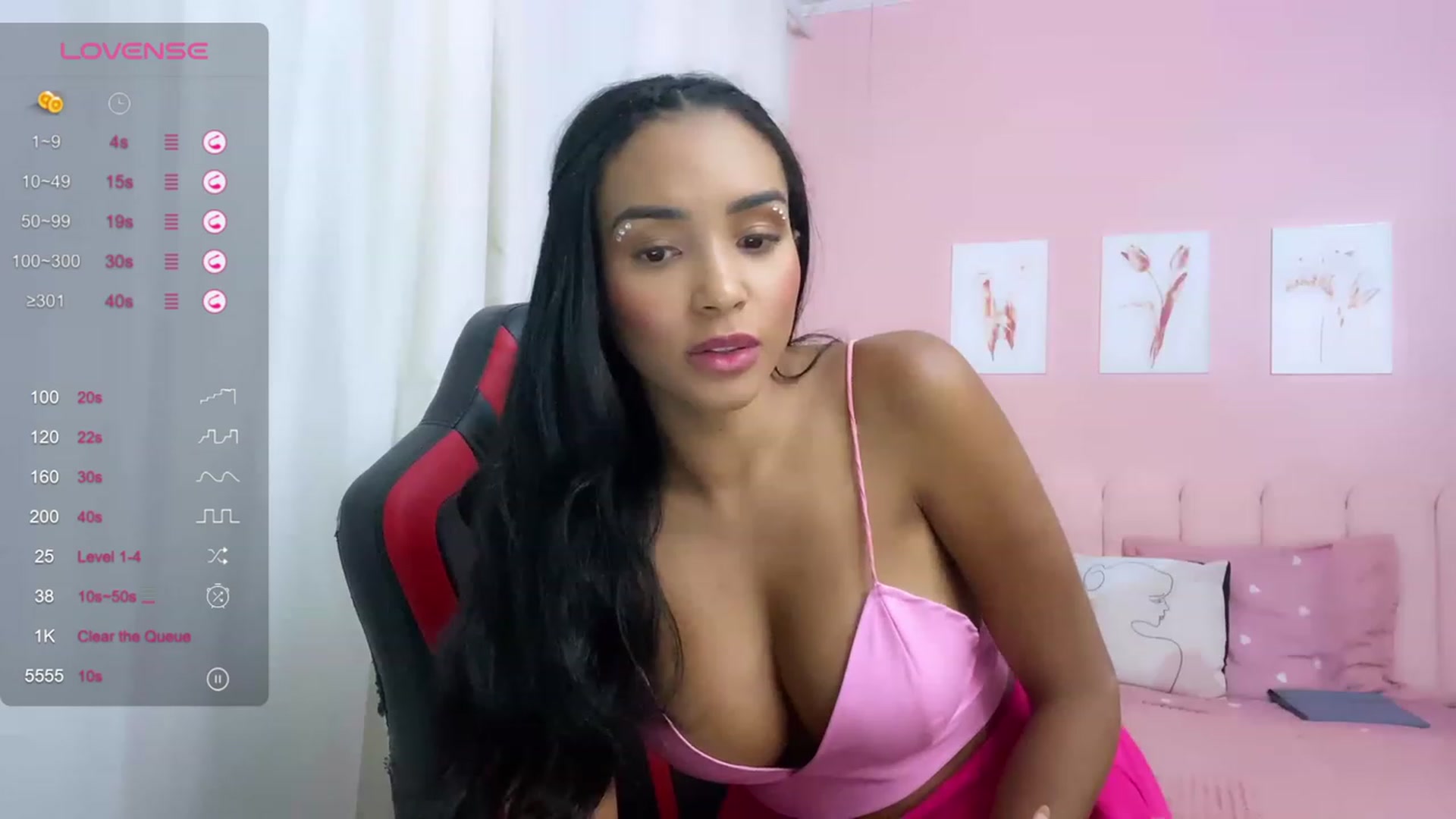 Gallery image thumbnail from Helen9g38's myfreecams stream on, 03/10/2024, 18:07 image 3 of 20