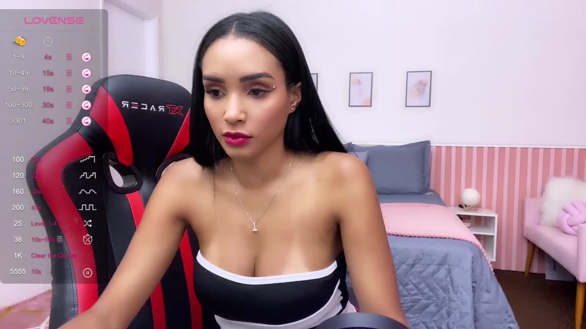 Gallery image thumbnail from Helen9g38's myfreecams stream on, 03/23/2024, 17:49 image 13 of 20