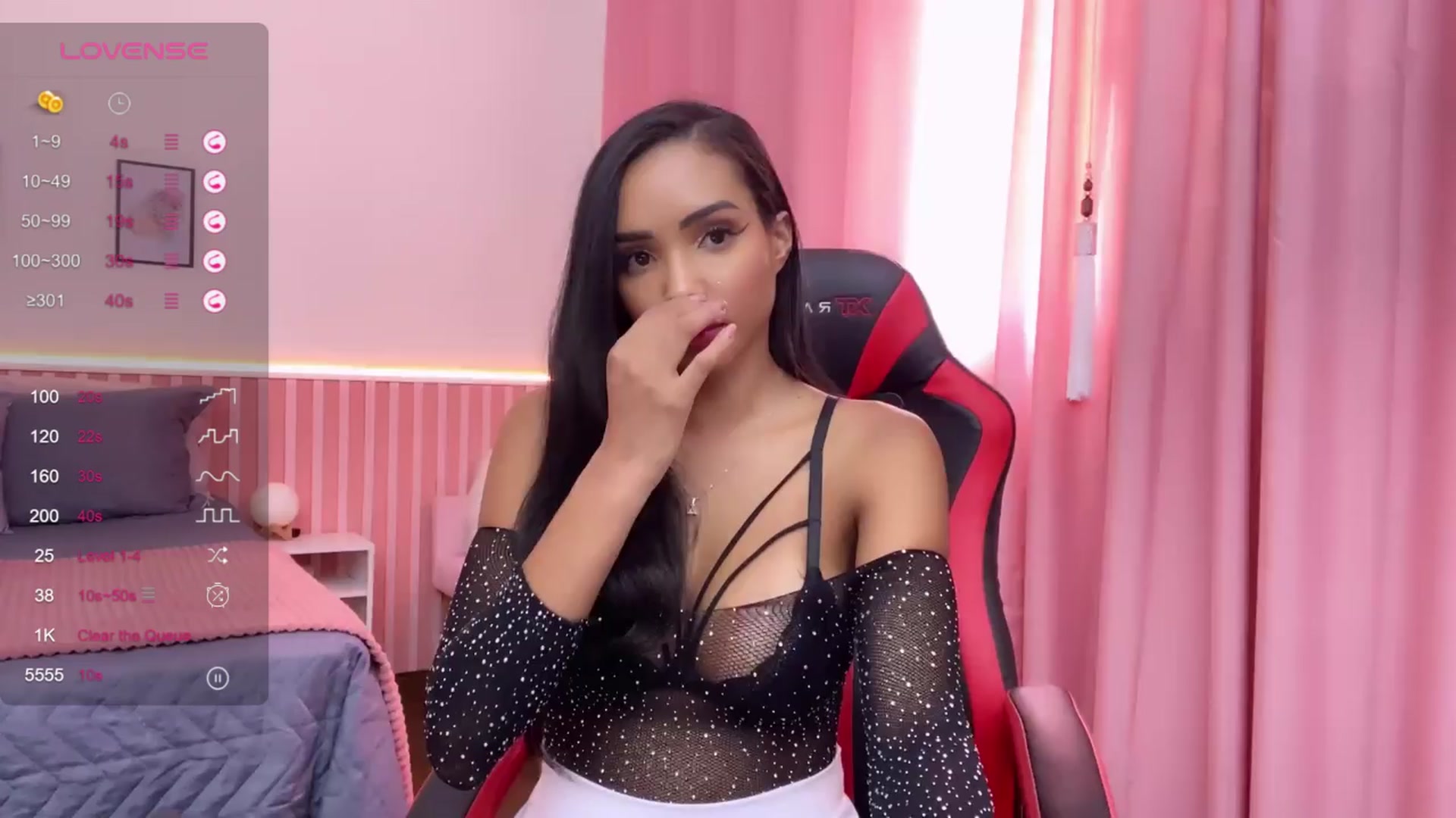 Gallery image thumbnail from Helen9g38's myfreecams stream on, 03/25/2024, 19:26 image 7 of 20