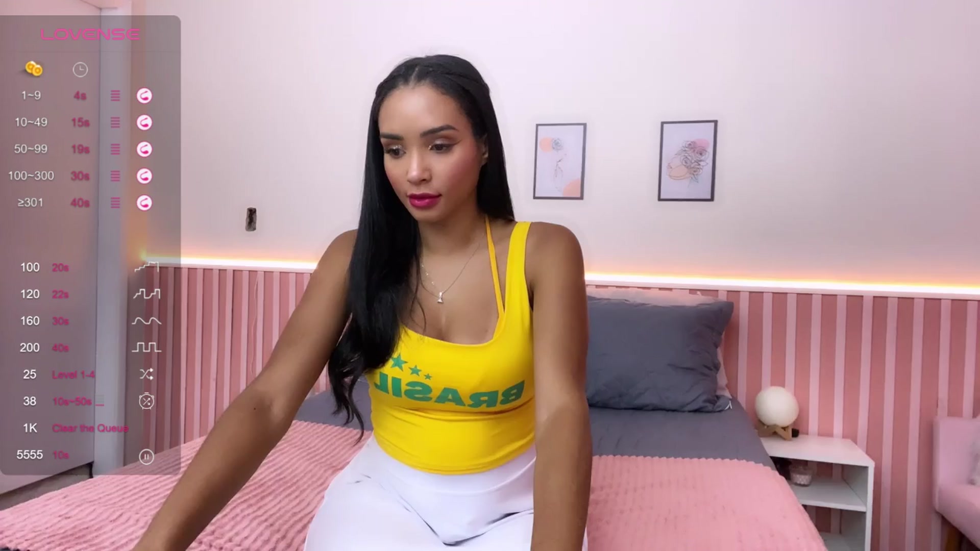 Gallery image thumbnail from Helen9g38's myfreecams stream on, 03/26/2024, 03:02 image 6 of 20