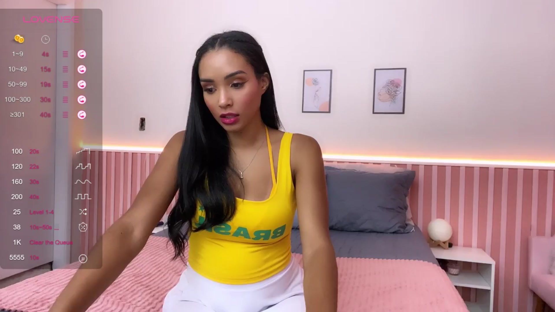Gallery image thumbnail from Helen9g38's myfreecams stream on, 03/26/2024, 03:02 image 12 of 20