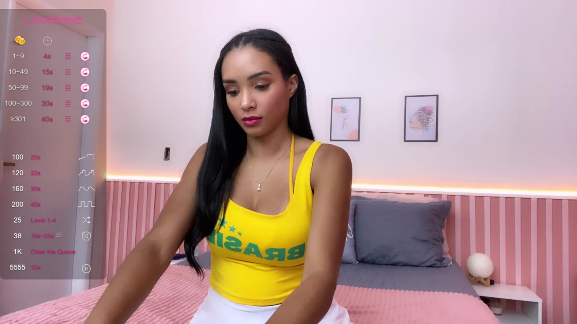 Gallery image thumbnail from Helen9g38's myfreecams stream on, 03/26/2024, 03:02 image 15 of 20