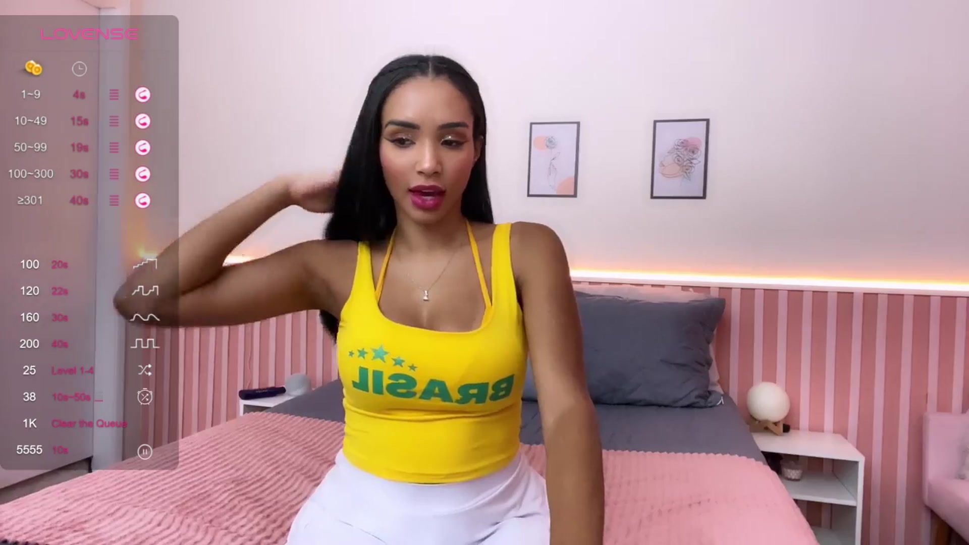 Gallery image thumbnail from Helen9g38's myfreecams stream on, 03/26/2024, 03:02 image 11 of 20