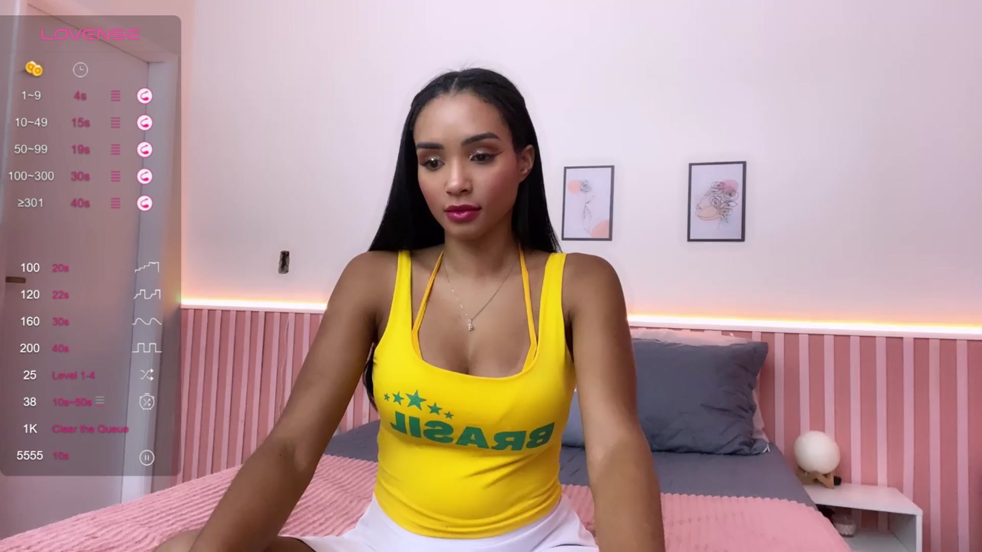 Gallery image thumbnail from Helen9g38's myfreecams stream on, 03/26/2024, 03:02 image 16 of 20