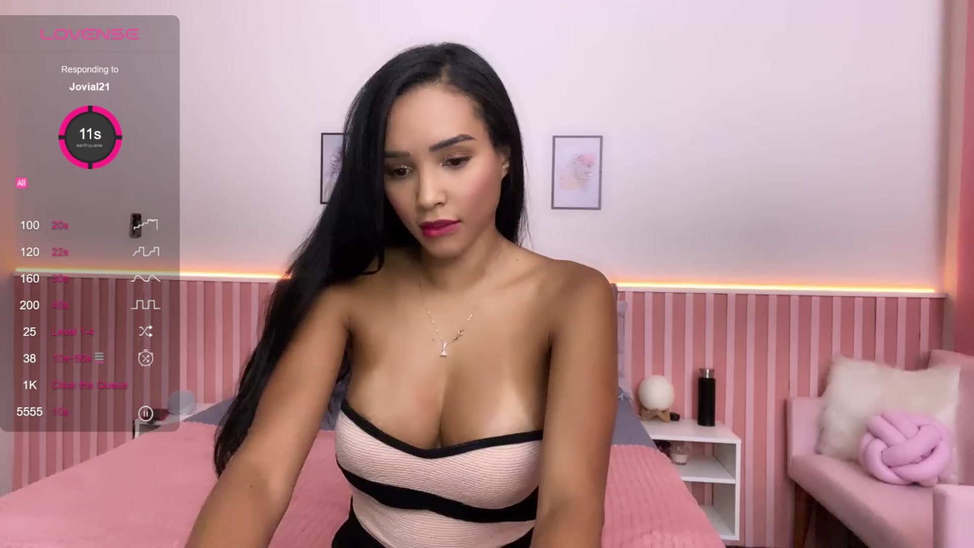 Gallery image thumbnail from Helen9g38's myfreecams stream on, 03/29/2024, 21:04 image 17 of 20