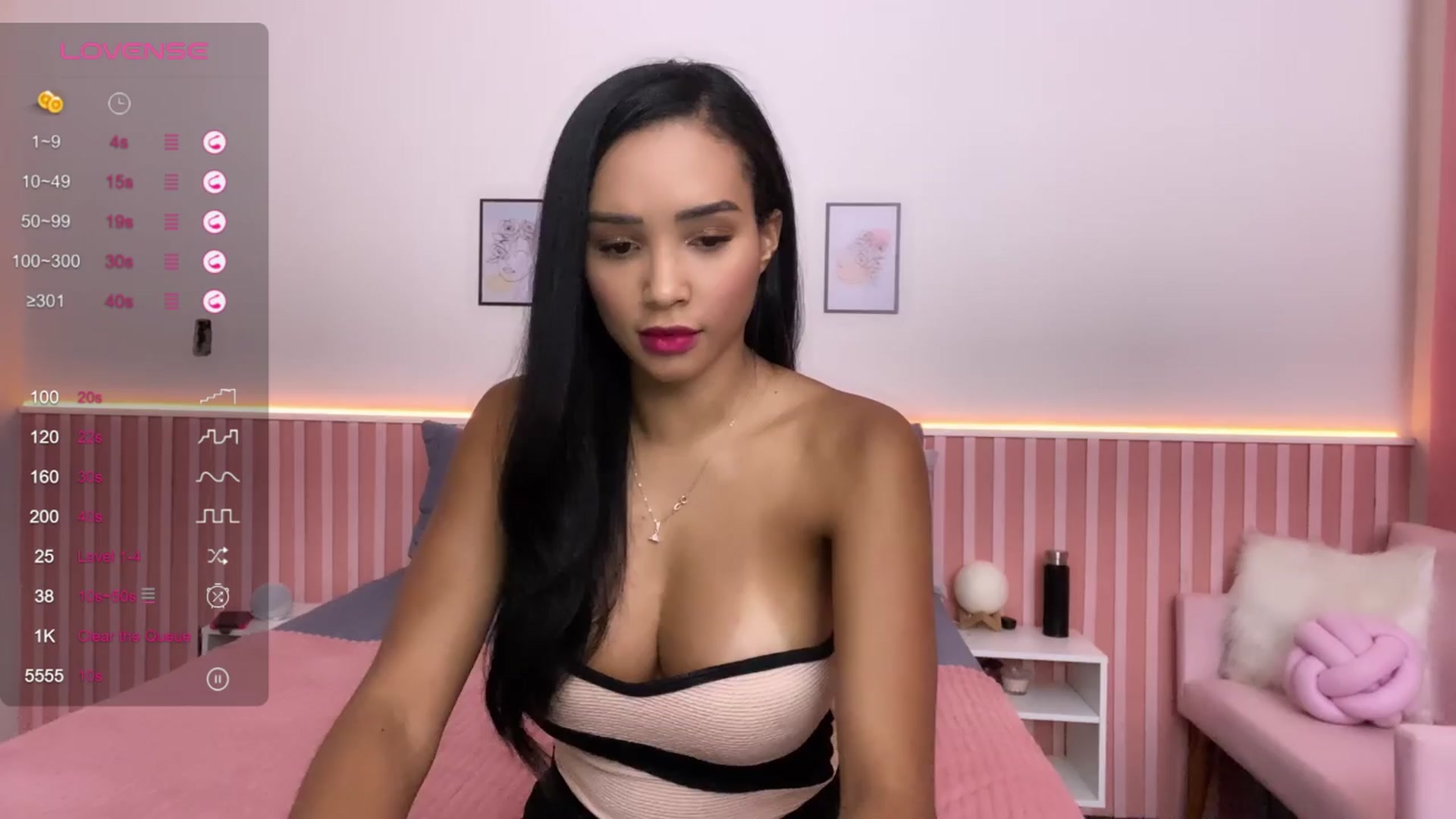 Gallery image thumbnail from Helen9g38's myfreecams stream on, 03/29/2024, 21:04 image 10 of 20