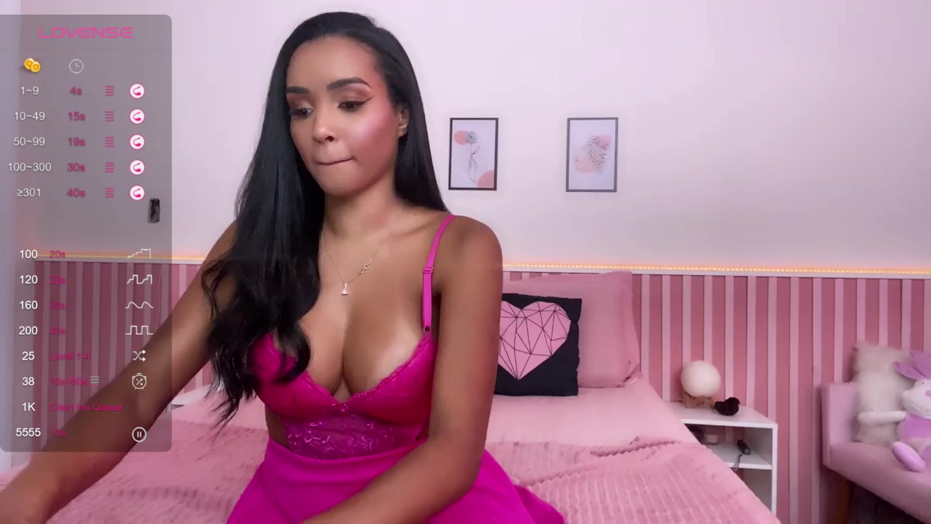 Gallery image thumbnail from Helen9g38's myfreecams stream on, 04/08/2024, 18:37 image 20 of 20