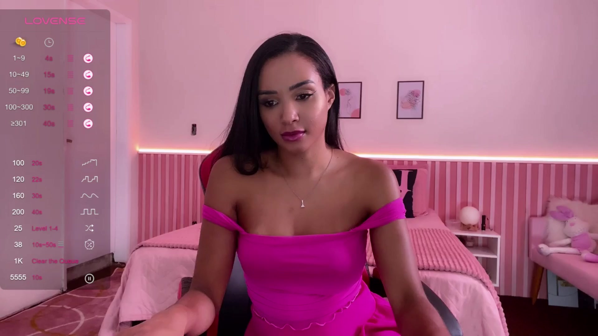 Gallery image thumbnail from Helen9g38's myfreecams stream on, 04/14/2024, 15:17 image 14 of 20