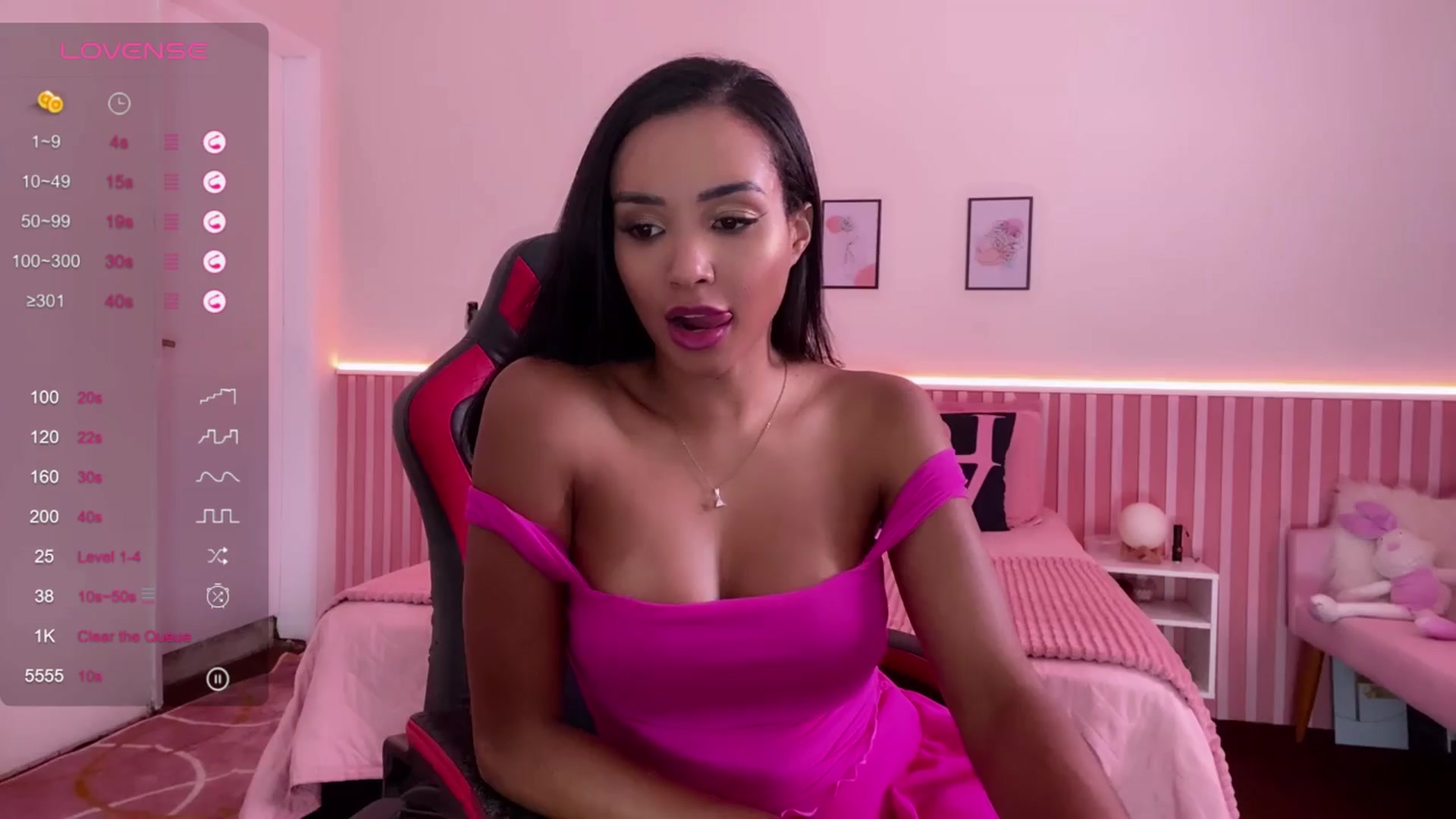 Gallery image thumbnail from Helen9g38's myfreecams stream on, 04/14/2024, 15:17 image 12 of 20