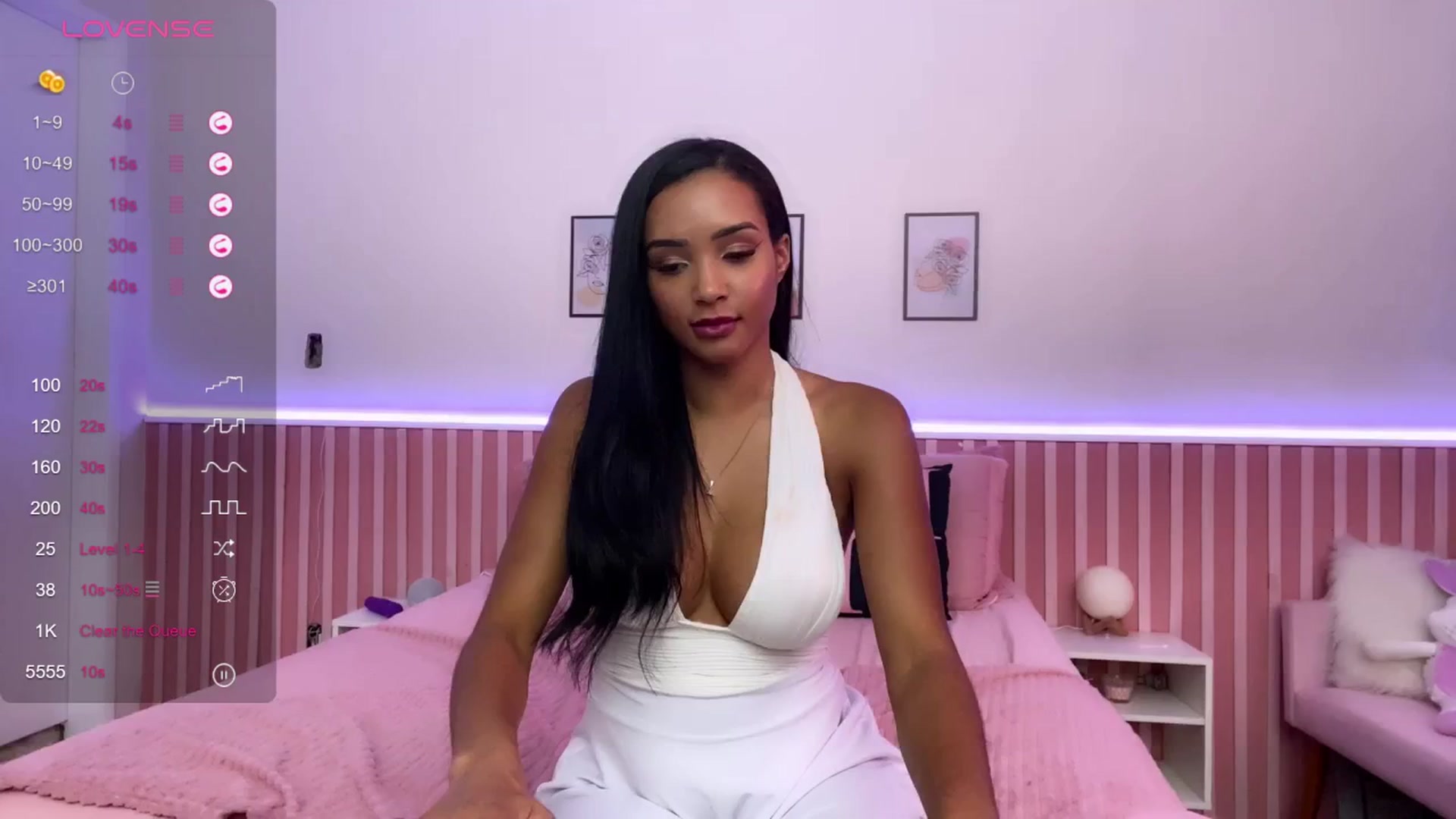 Gallery image thumbnail from Helen9g38's myfreecams stream on, 04/26/2024, 16:14 image 16 of 20