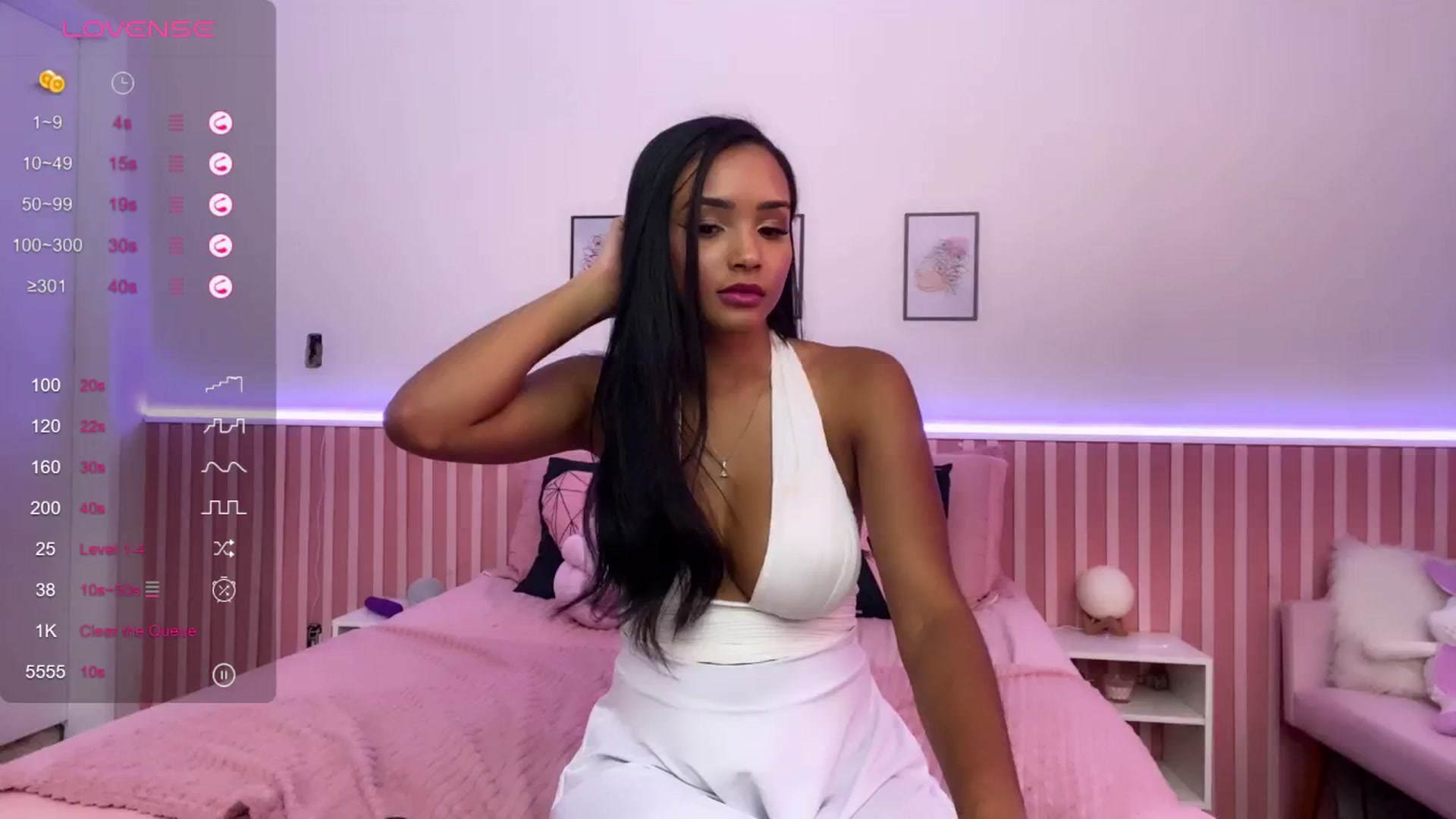 Gallery image thumbnail from Helen9g38's myfreecams stream on, 04/26/2024, 16:14 image 14 of 20