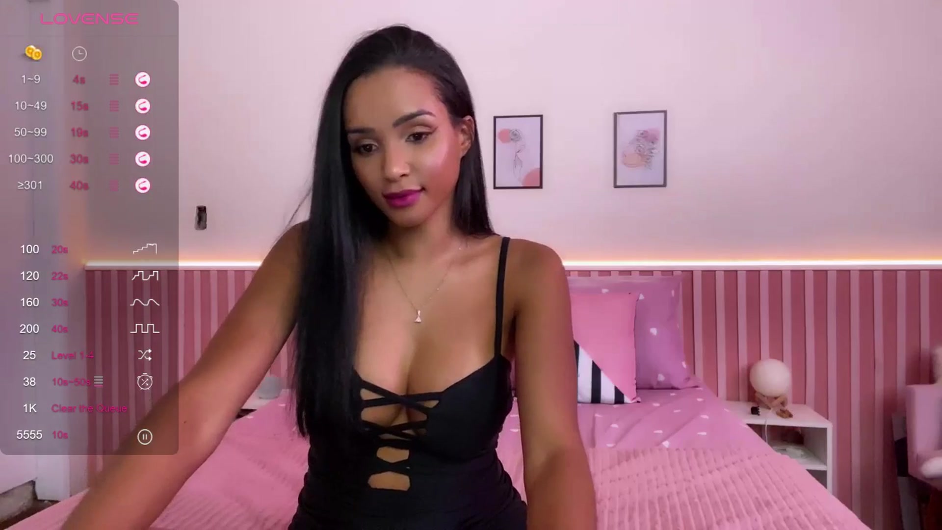 Gallery image thumbnail from Helen9g38's myfreecams stream on, 05/21/2024, 17:24 image 16 of 20