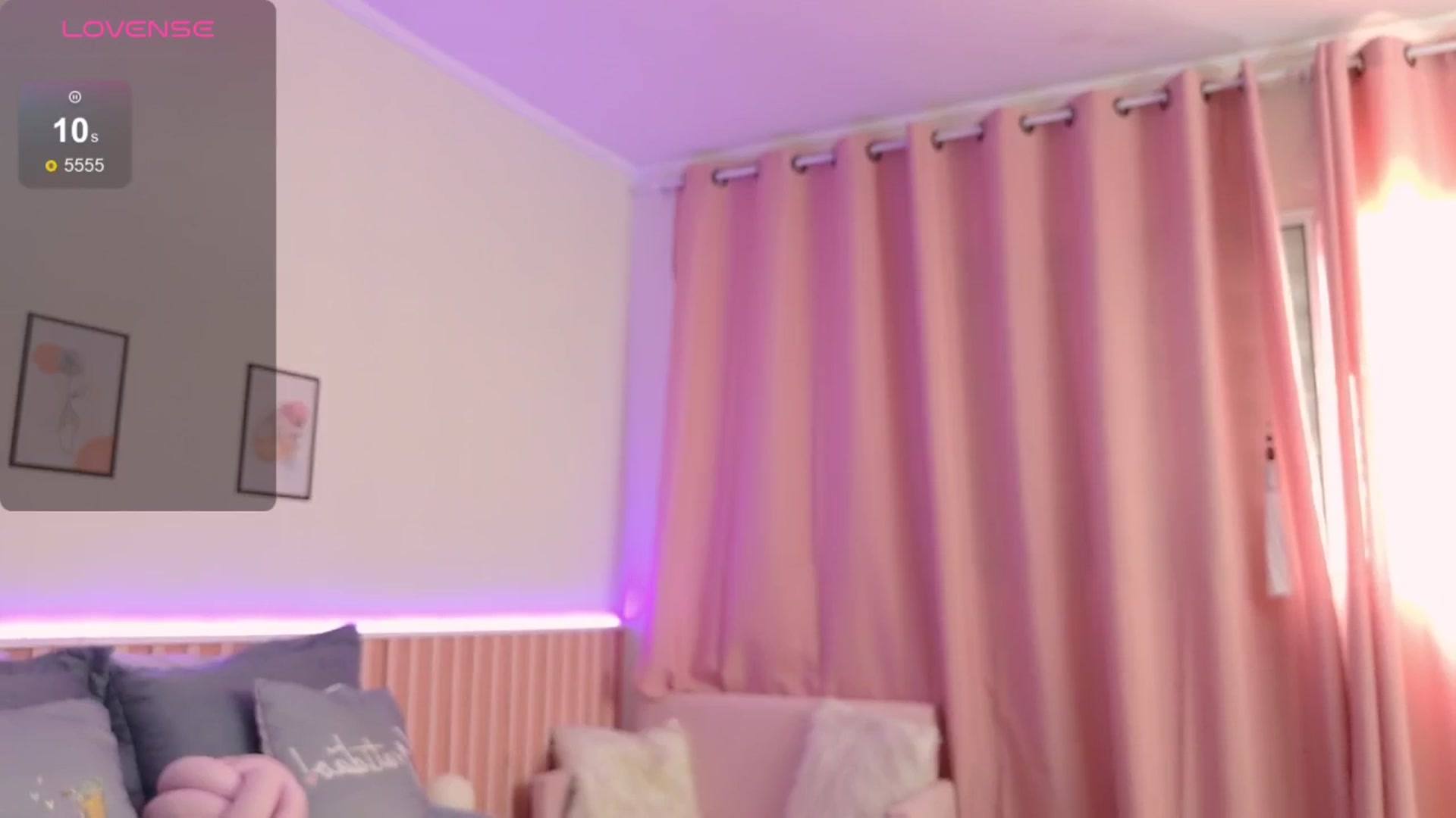 Gallery image thumbnail from Helen9g38's myfreecams stream on, 08/13/2024, 15:06 image 9 of 20